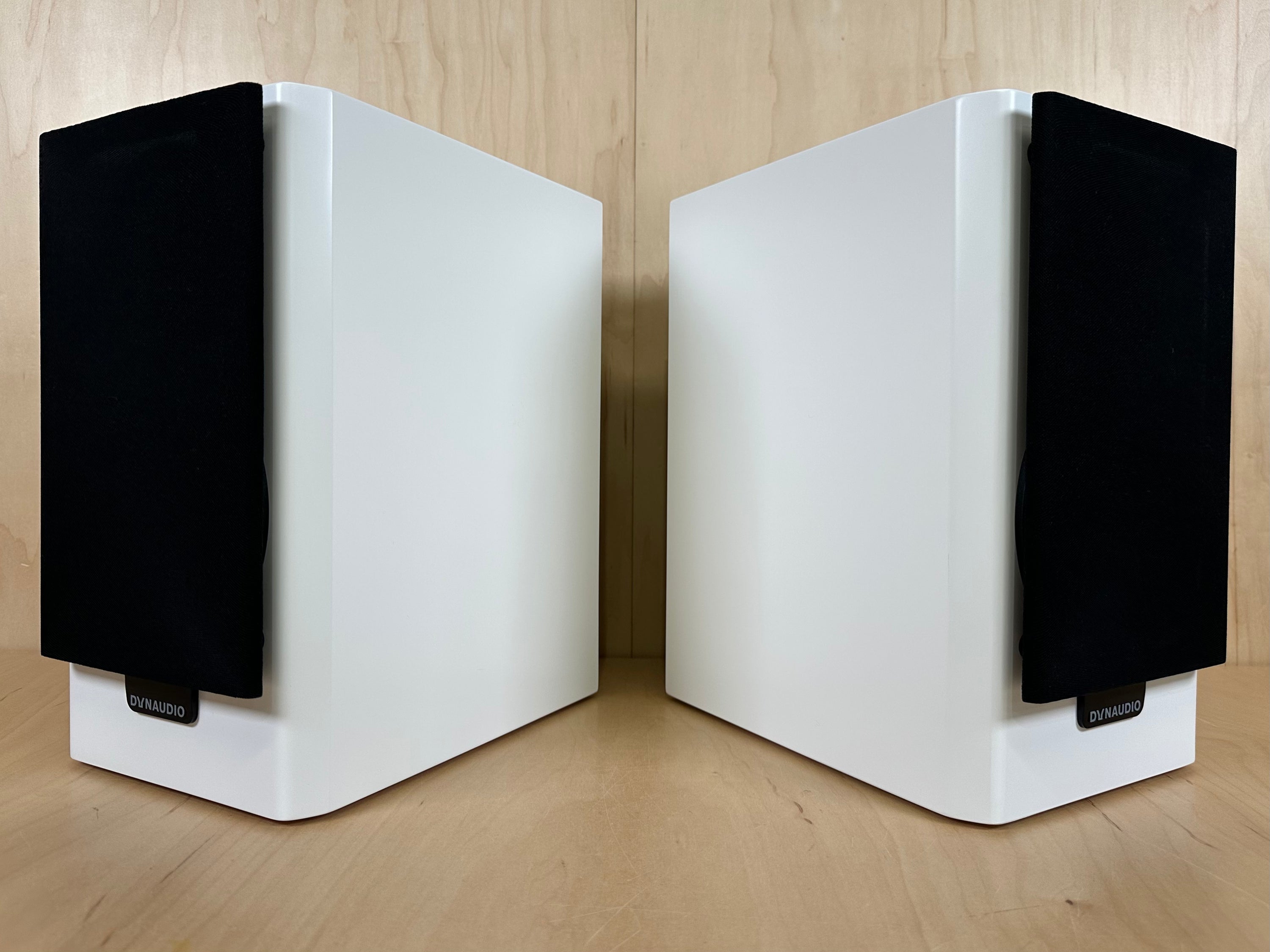 Dynaudio Xeo 20 Wireless Speakers