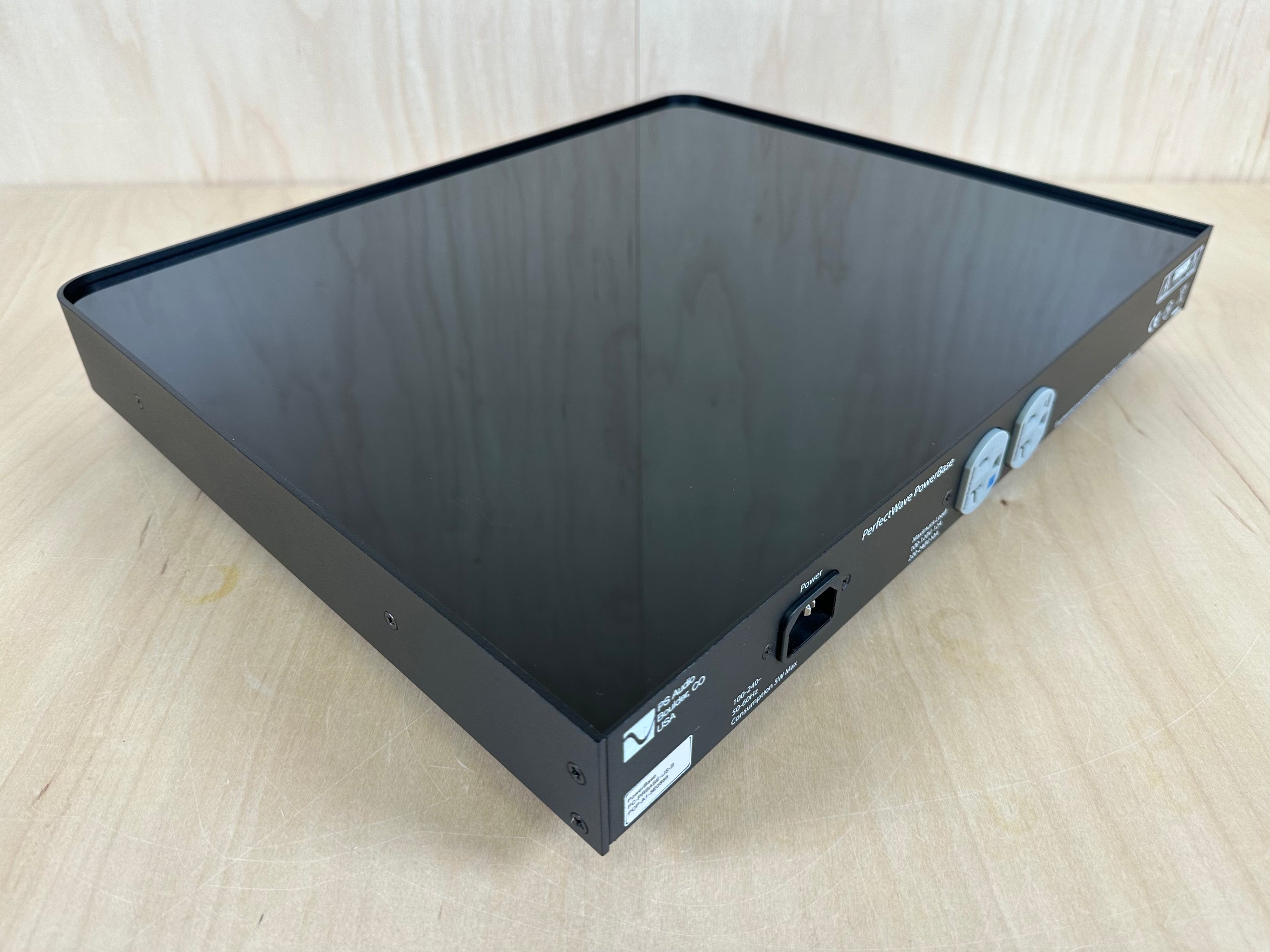 PS Audio PerfectWave PowerBase w/Factory Box
