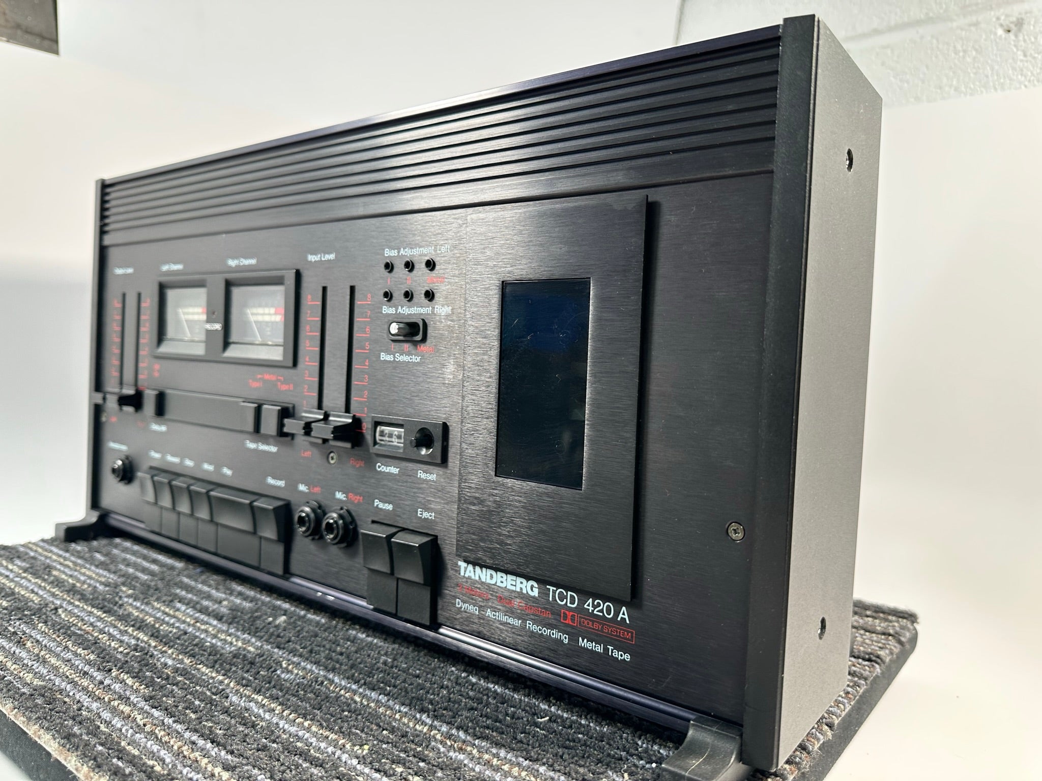 Tandberg TCD 420A 3 Motor Dual Capstan Cassette Deck