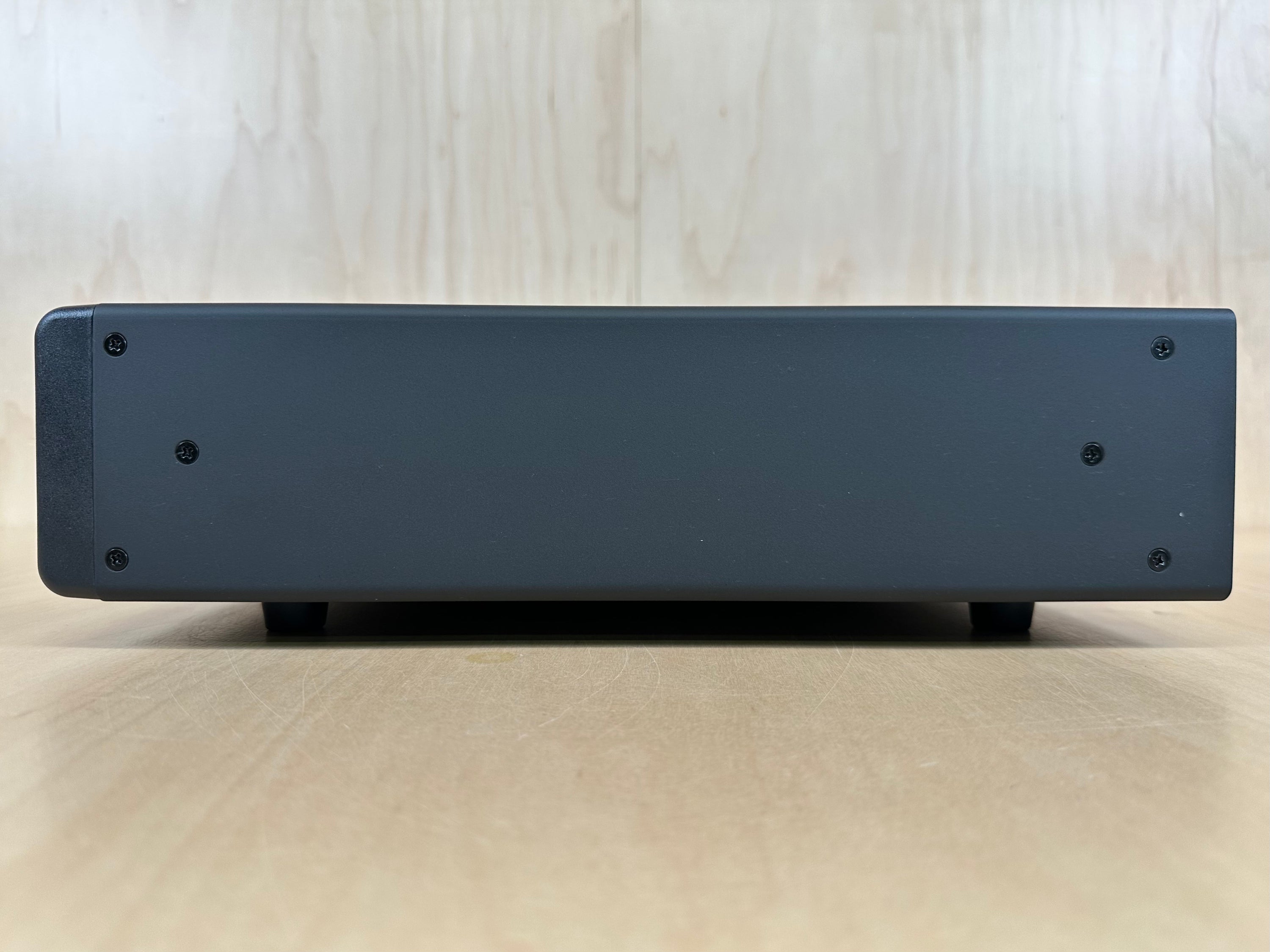 Furman Elite-15 PF i Linear Filtering AC Power Conditioner Orig Box