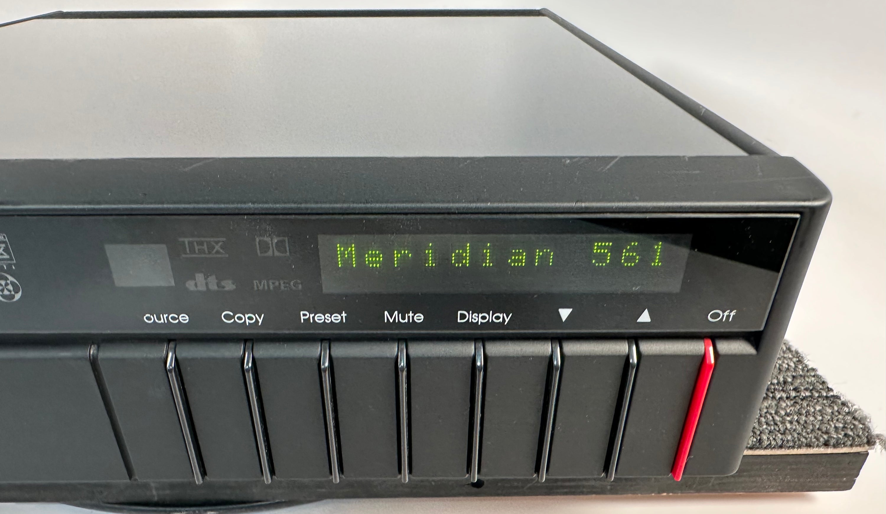 Meridian 561 Digital Surround Controller Preamp