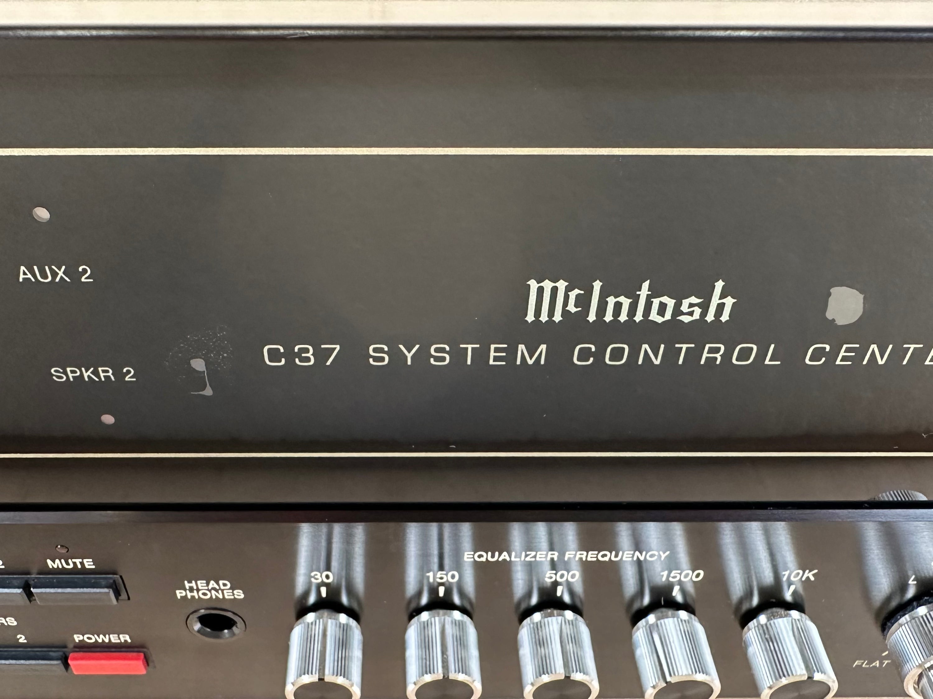 McIntosh C37 System Control Center Preamp