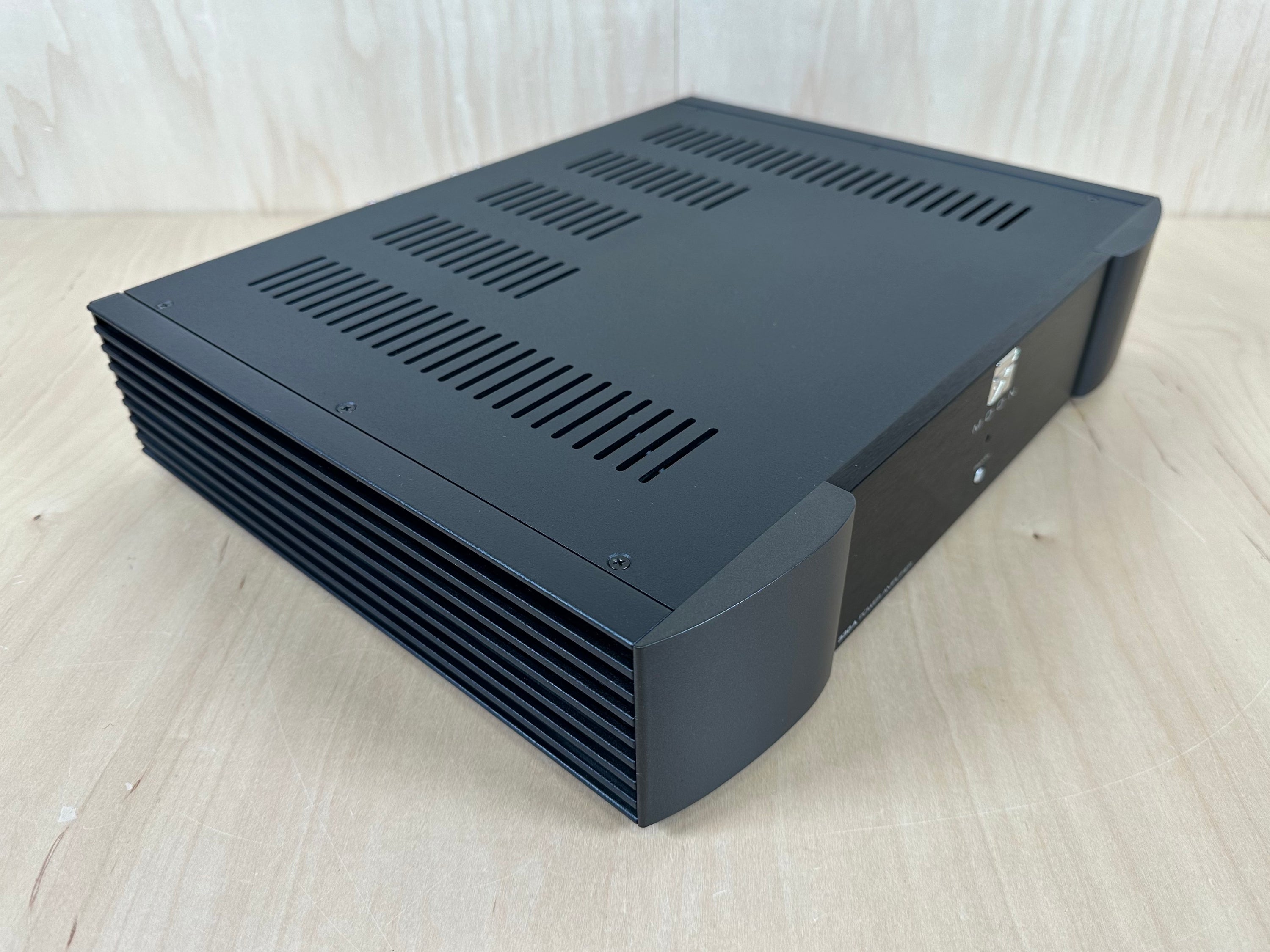 Simaudio Moon 330A Power Amplifier w/Original Box