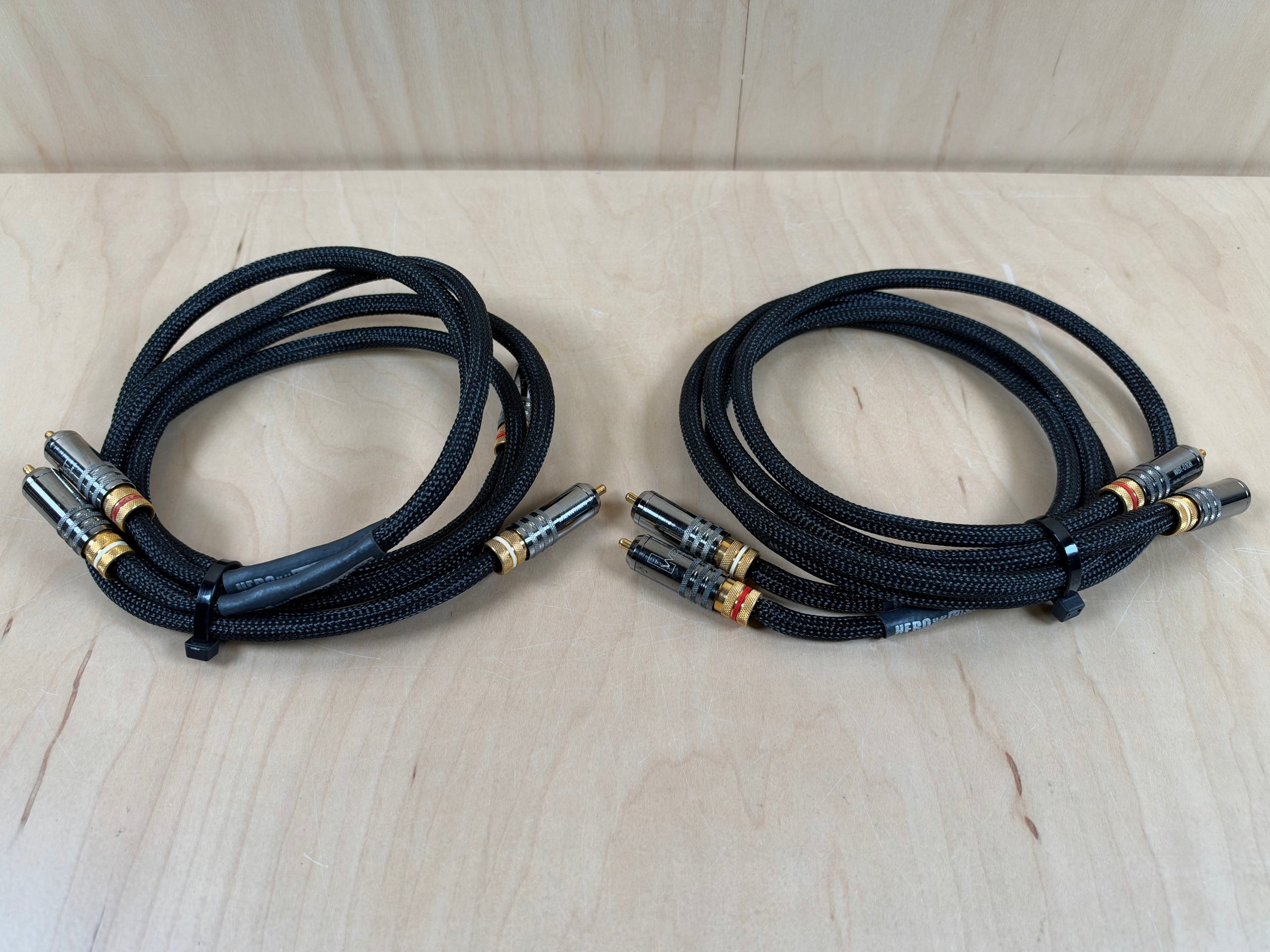 Kimber Kable Hero RCA Interconnects w/WBT-0108 Connectors 1 Meter Pair