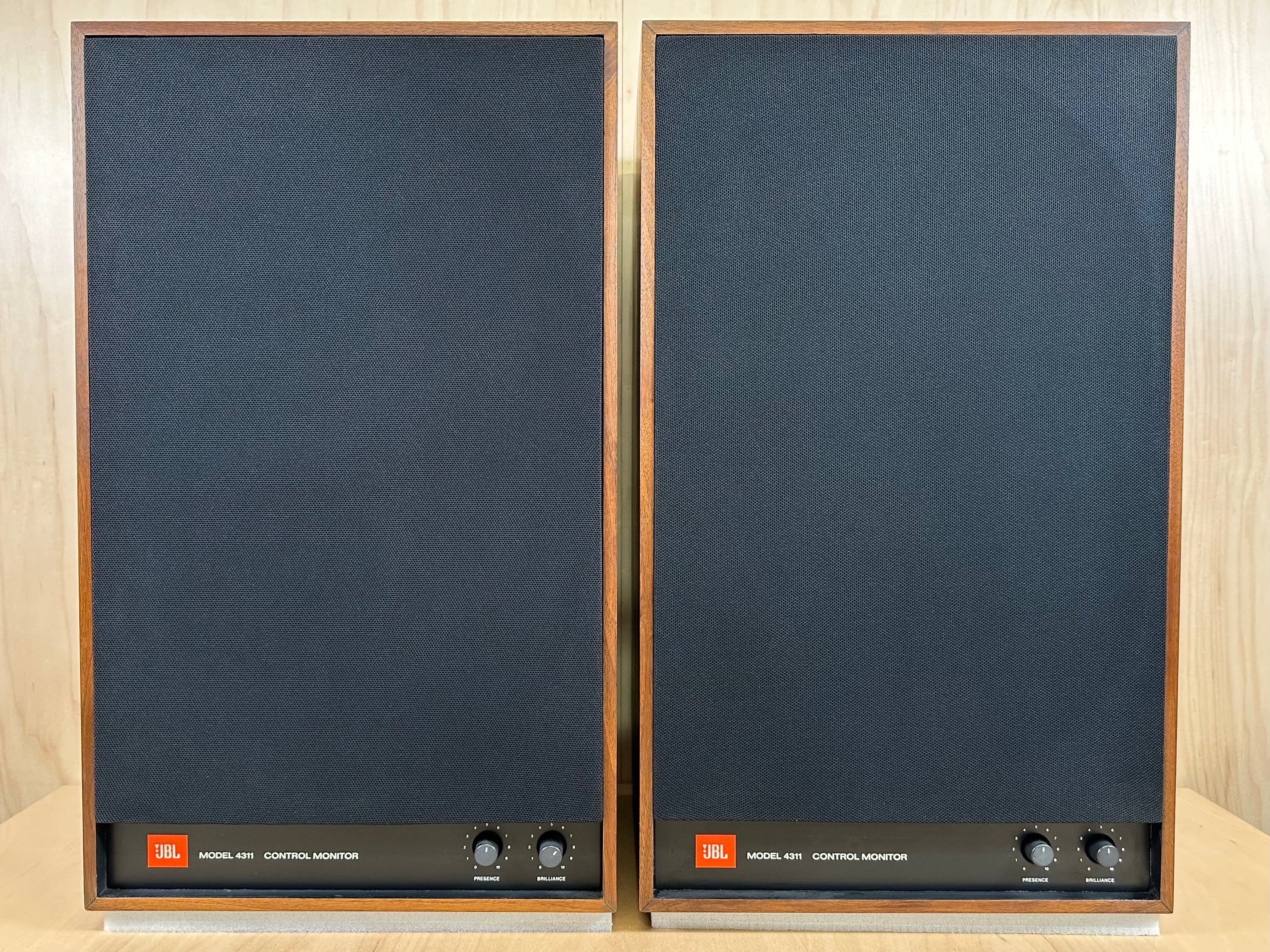JBL 4311 WXA Monitor Speakers – Record Mart HiFi JBL 4311 WXA Monitor Speakers – Record Mart HiFi