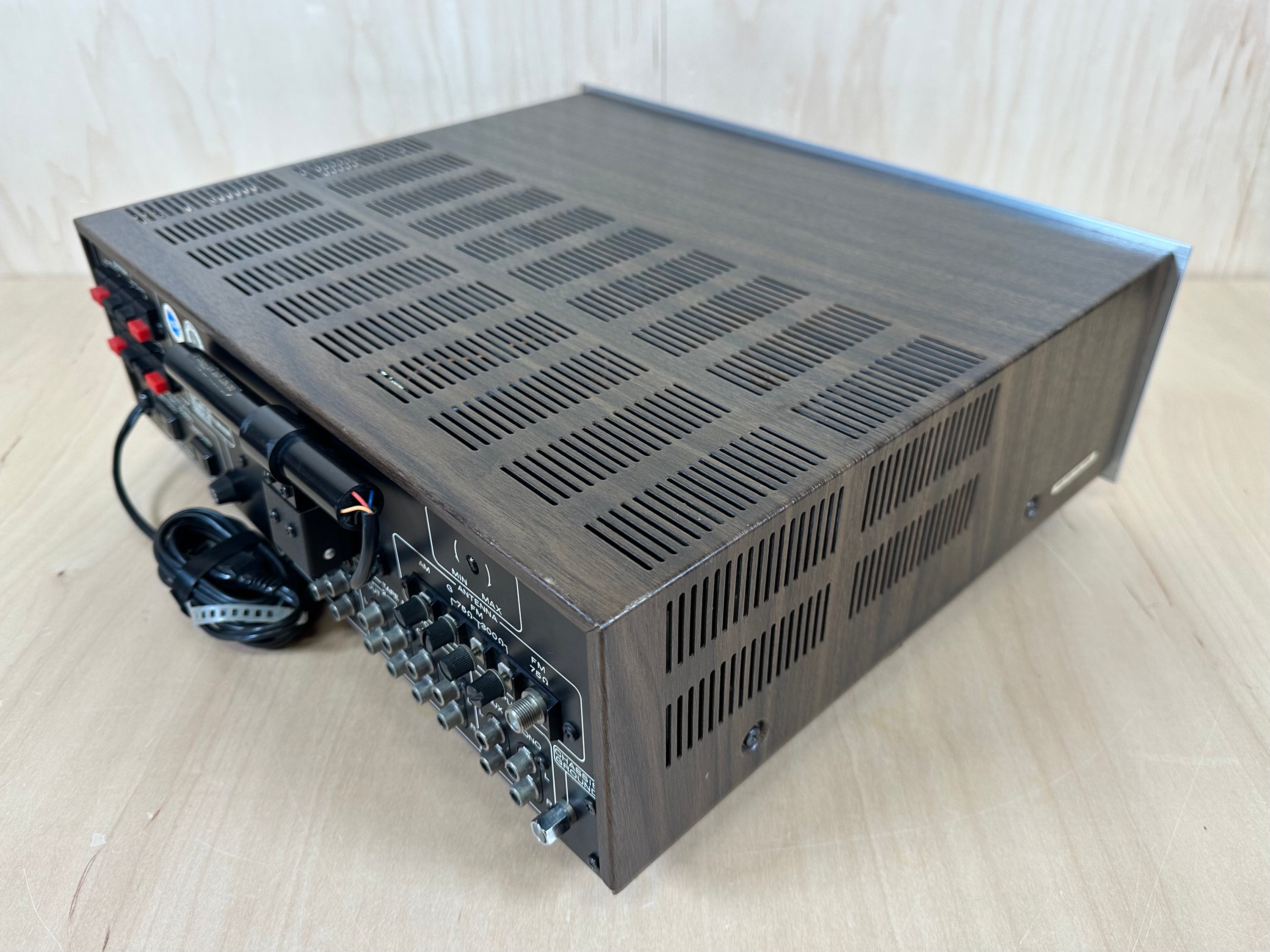 Marantz Stereophonic Receiver Model 2265