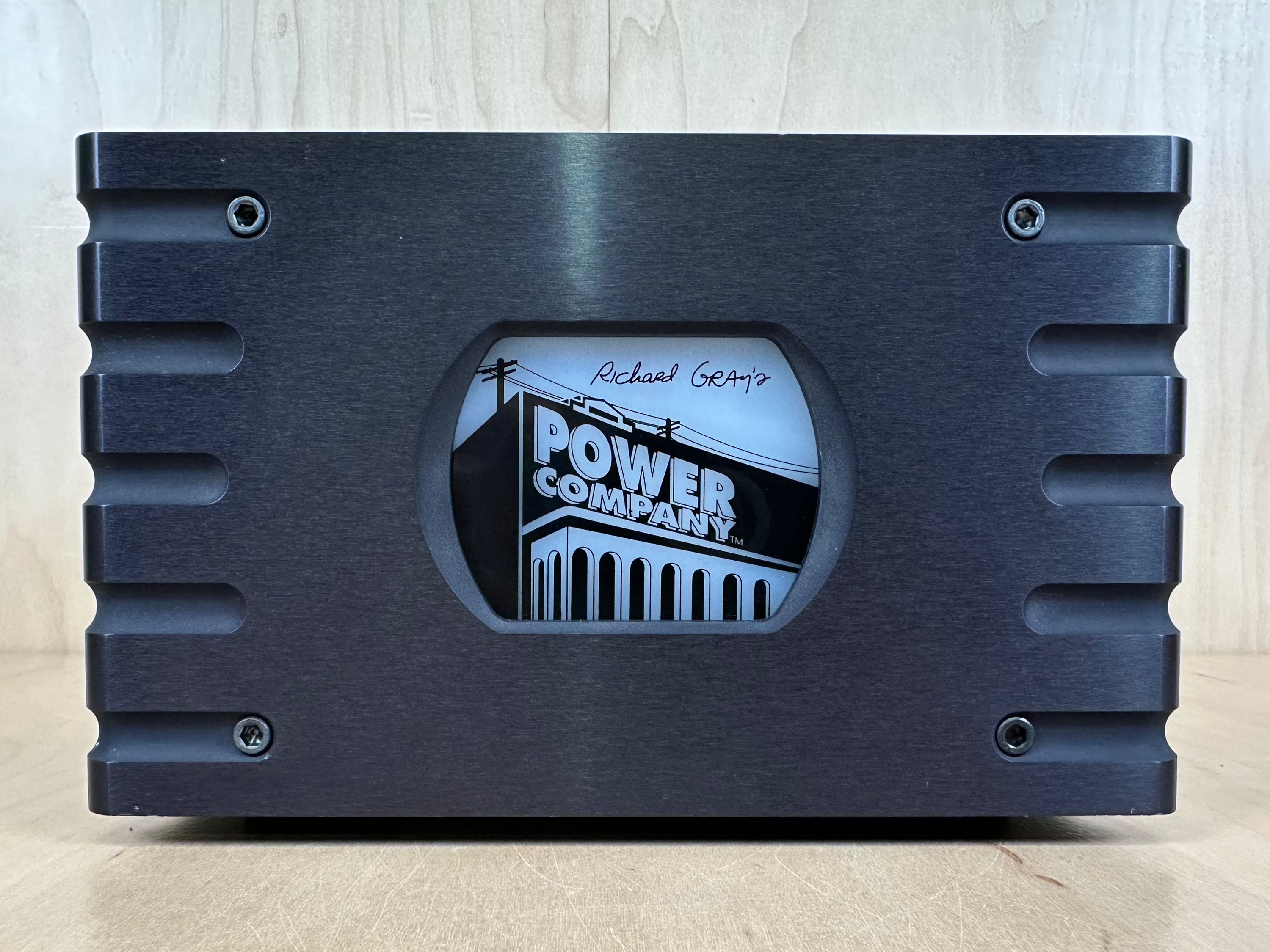 Richard Gray’s Power Company Power Conditioner model: RGPC 600S BLK