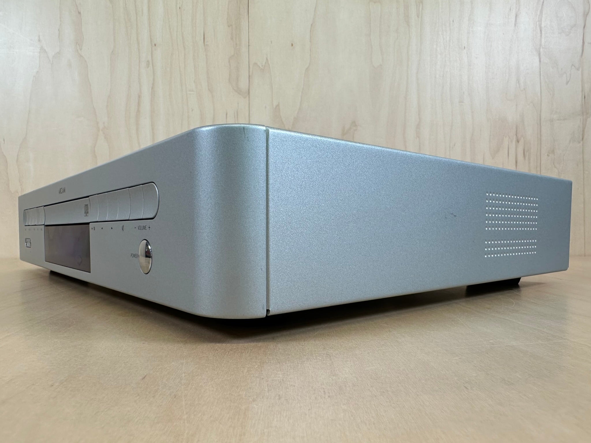 ARCAM Solo Music System AM/FM Receiver w/ Built in CD Player Orig Box