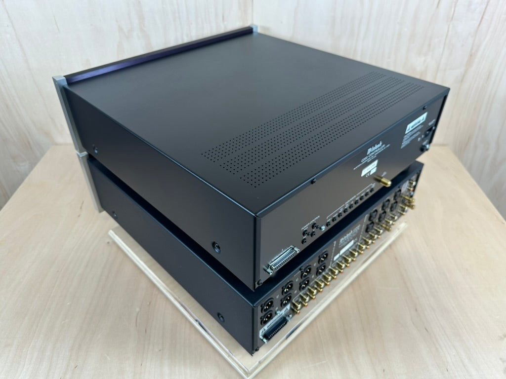 McIntosh C200 Preamplifier and Controller