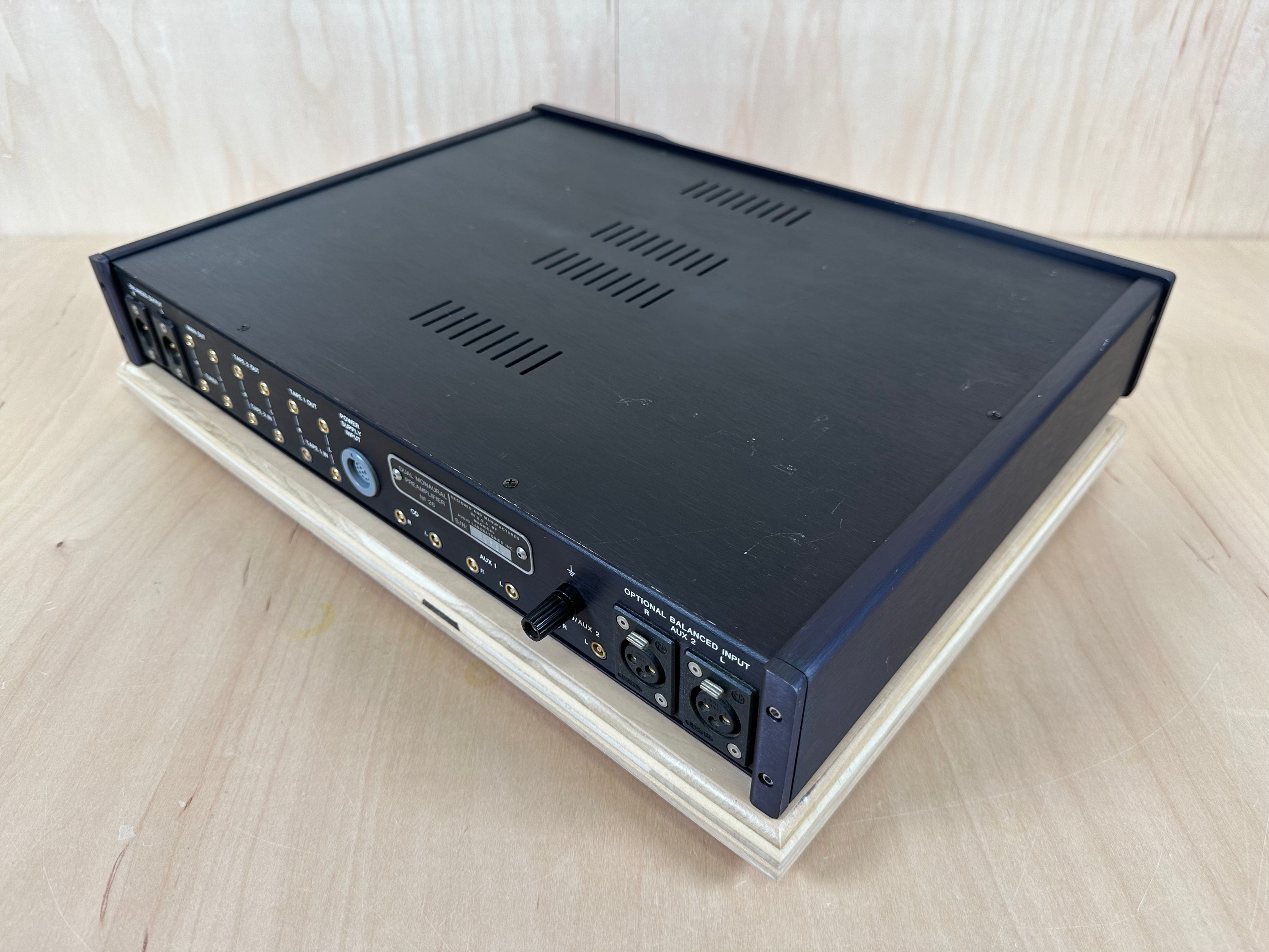 Mark Levinson Dual Monaural Preamplifier No.26 FOR PARTS