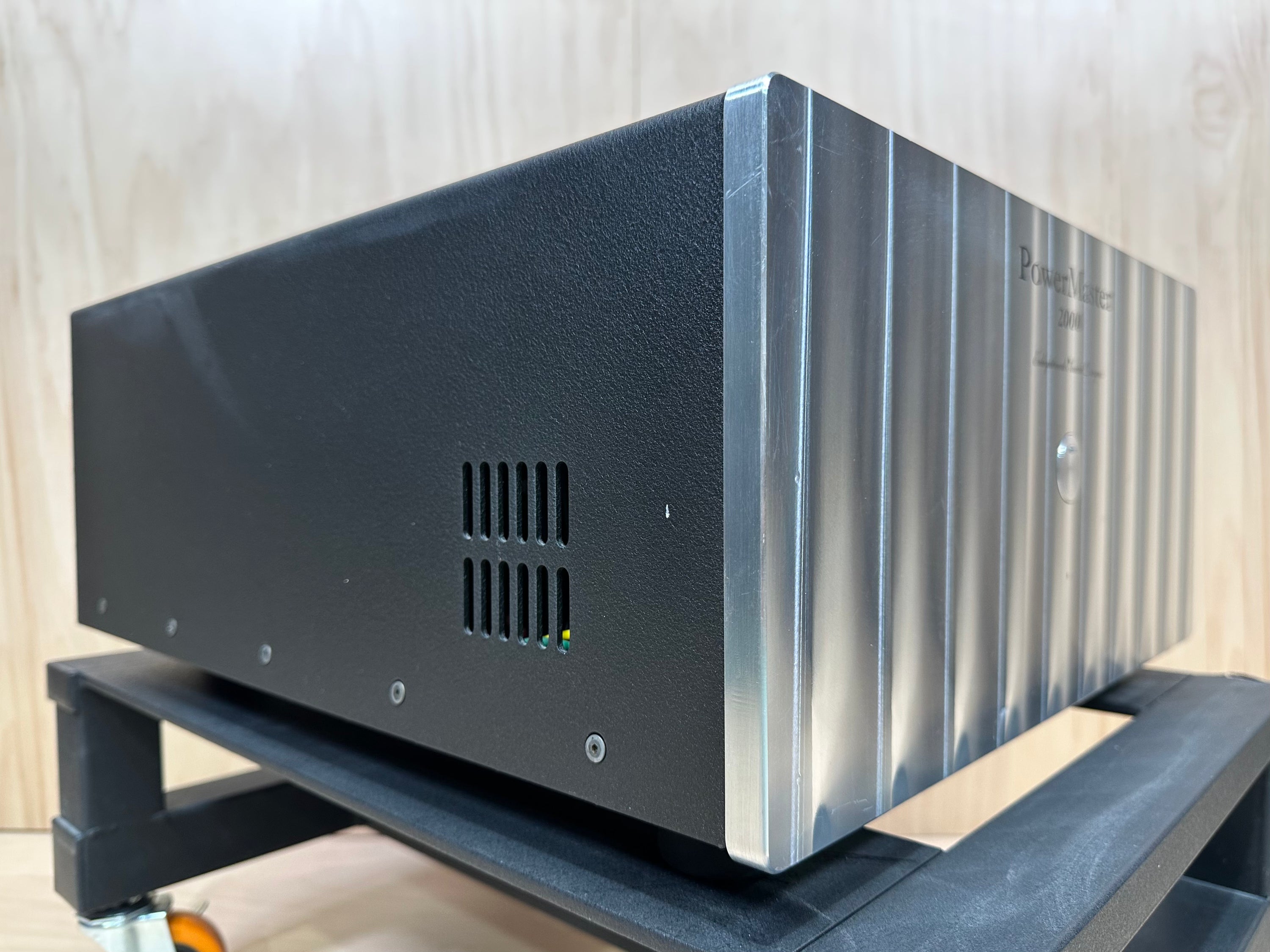 EAD PM2000 Enlightened Audio Designs PowerMaster 2000 Amplifier