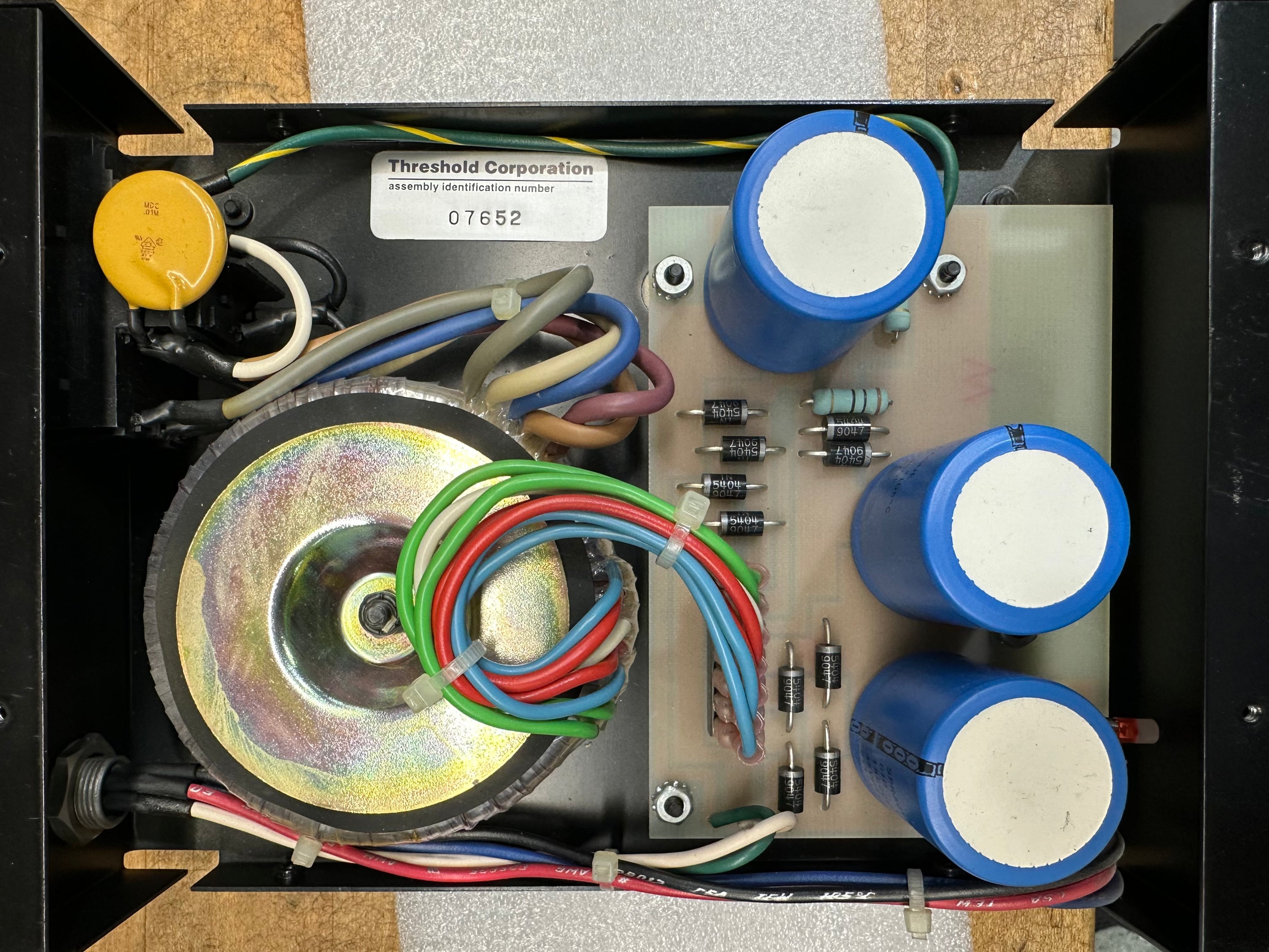 Threshold DAC 1/e Digital Processor DAC Silver w/Power Supply