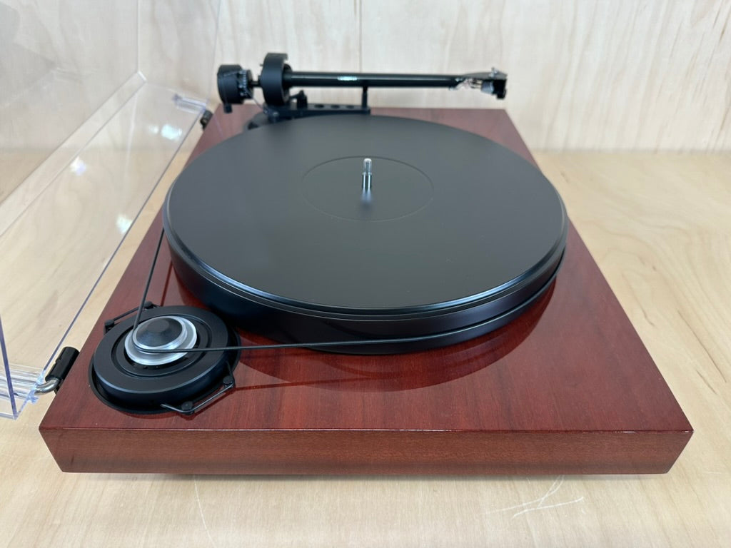 Pro-Ject 2 Xperience Classic Mahogany Turntable