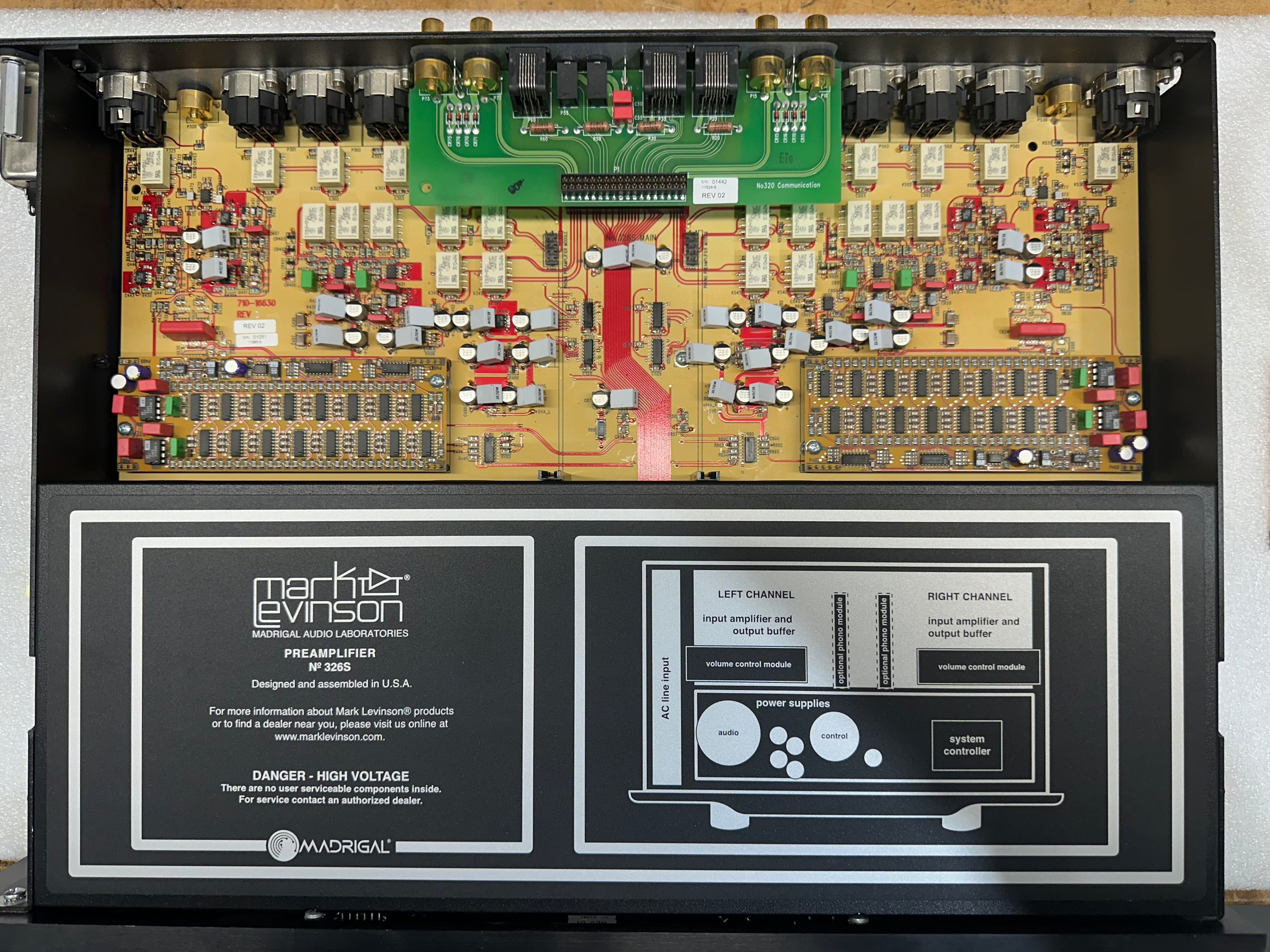 Mark Levinson 326S Preamplifier w/Remote