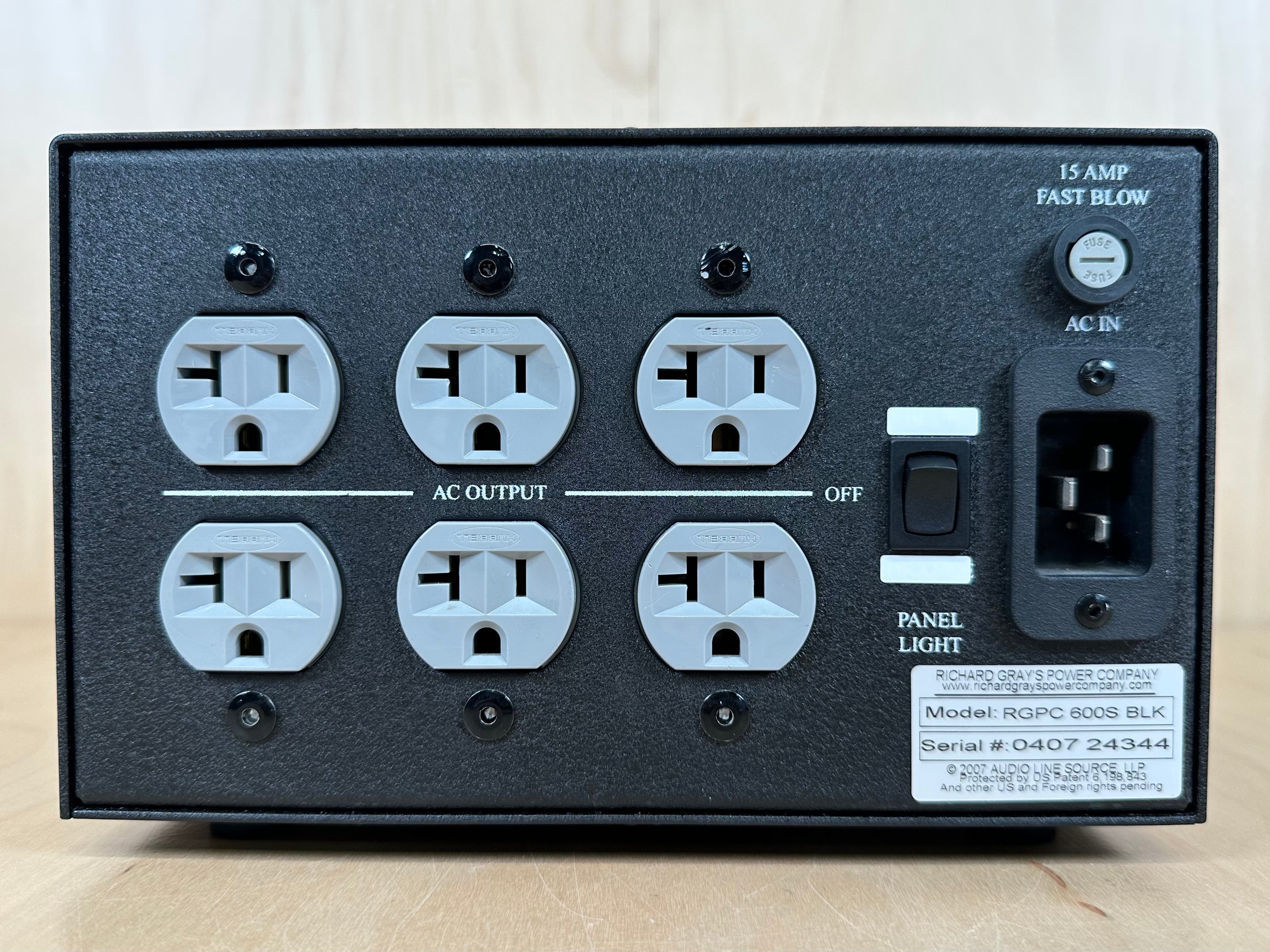 Richard Gray’s Power Company Power Conditioner model: RGPC 600S BLK