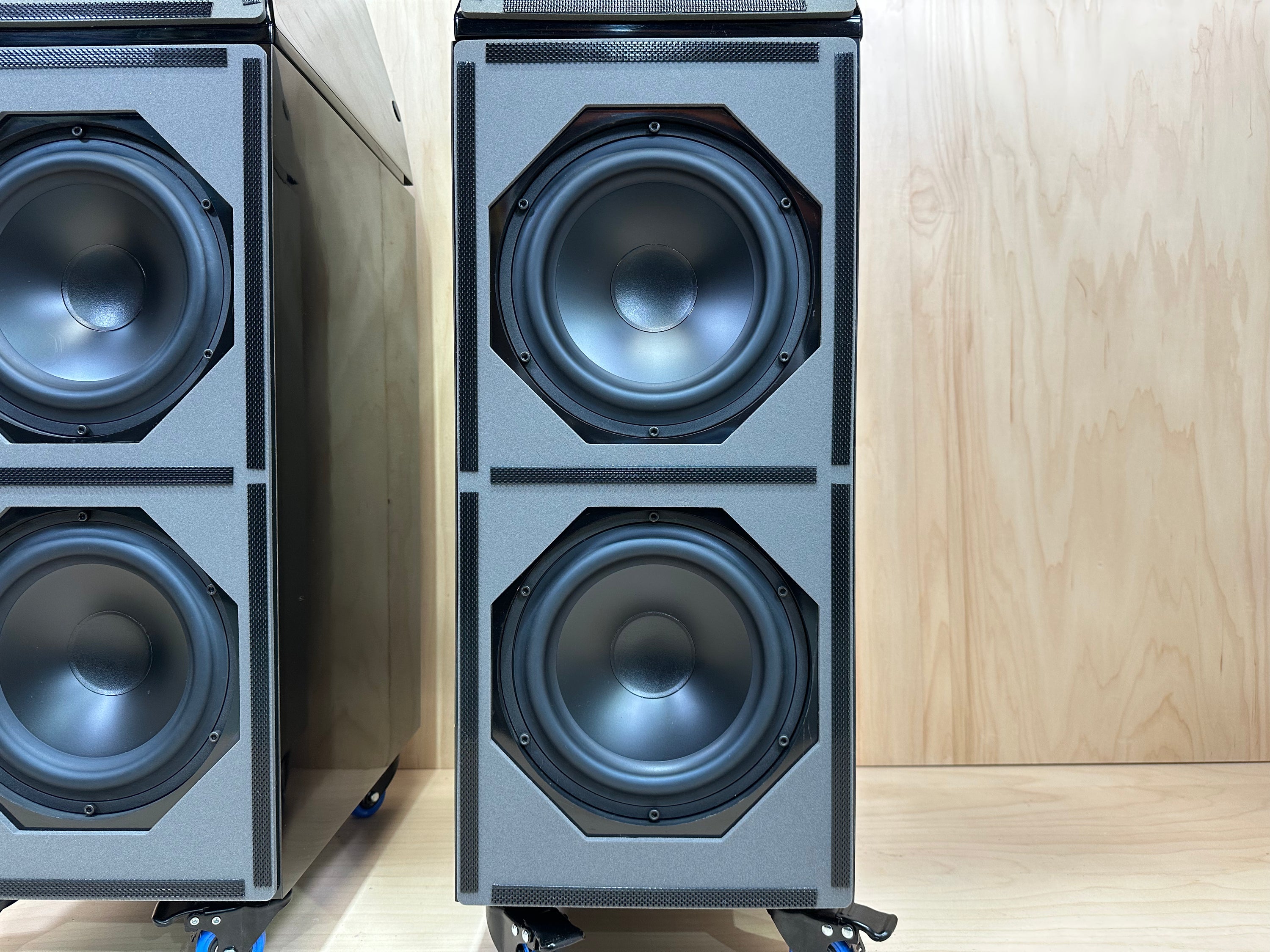 Wilson Audio Watt Puppy 5 w/Crates