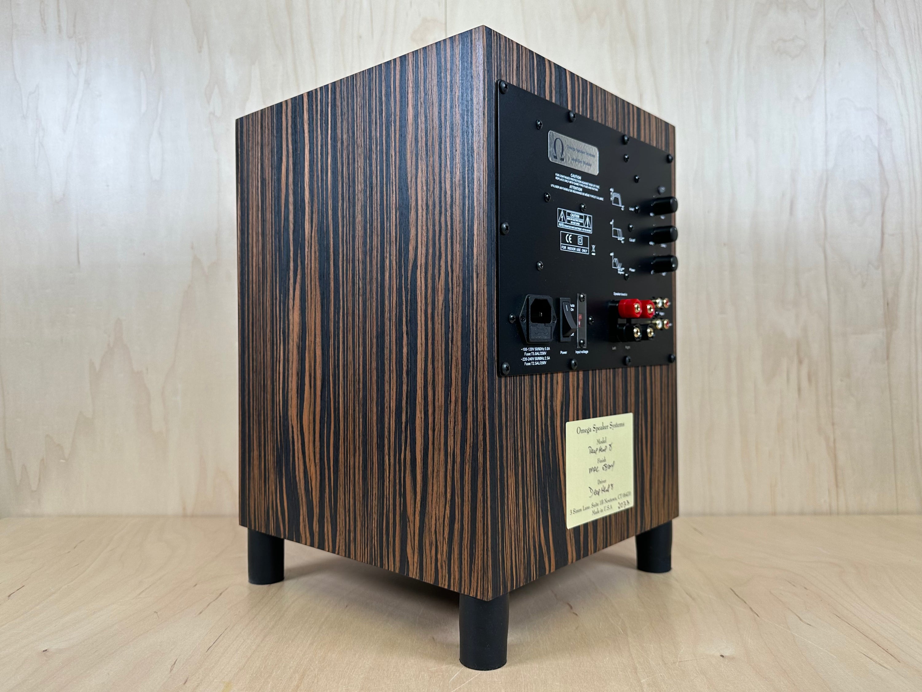 Omega Speaker Systems Deep Hemp 8 Macassar Ebony 2022 Subwoofer