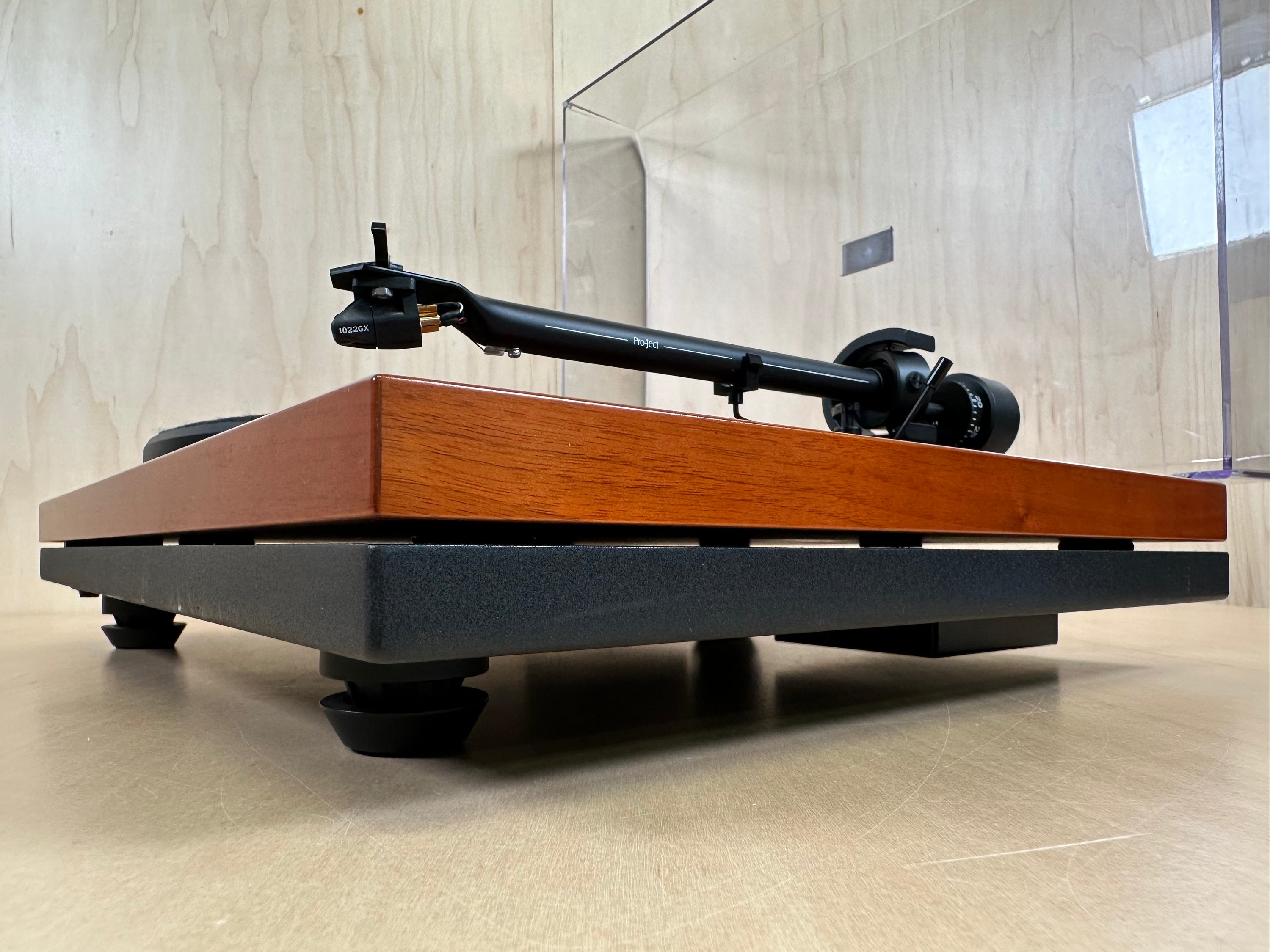 Music Hall mmf-5.1 SE Turntable w/Goldring 1022GX Cartridge