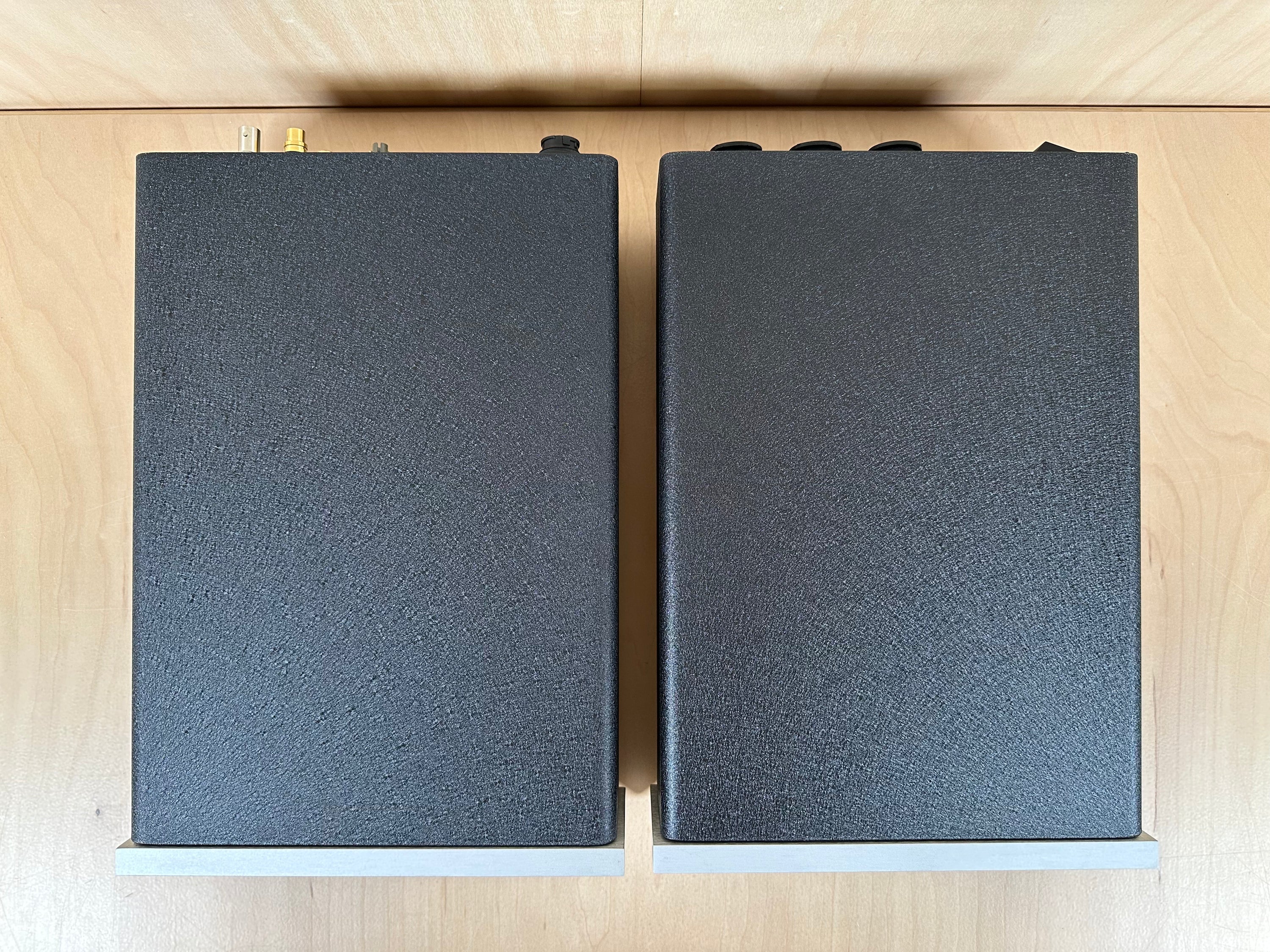 Bel Canto DAC 3.5VB, Remote, VBS1, USB Light Link, ST Fiber Cable w/Original Boxes