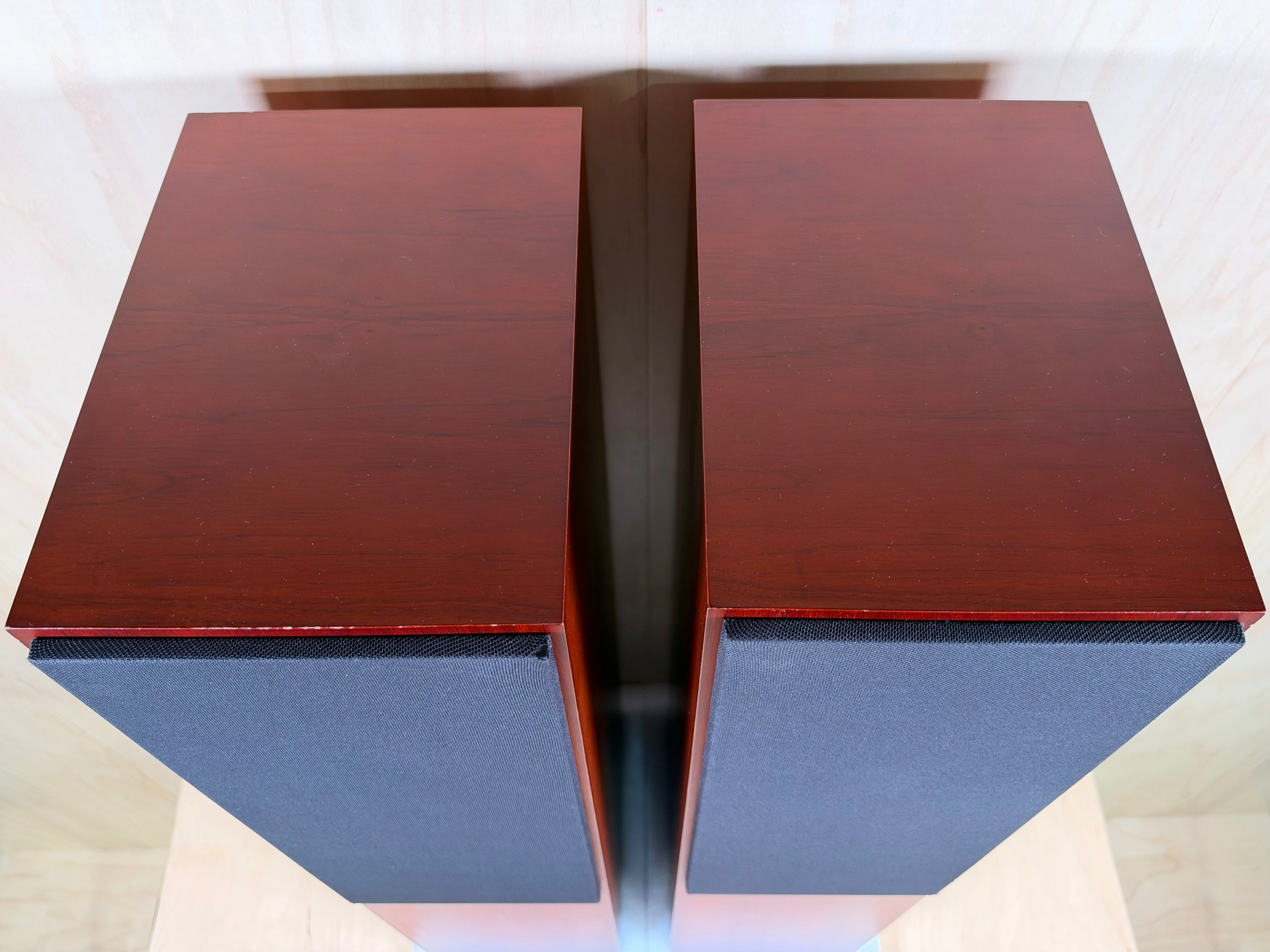 Bowers & Wilkins CM7 Speakers