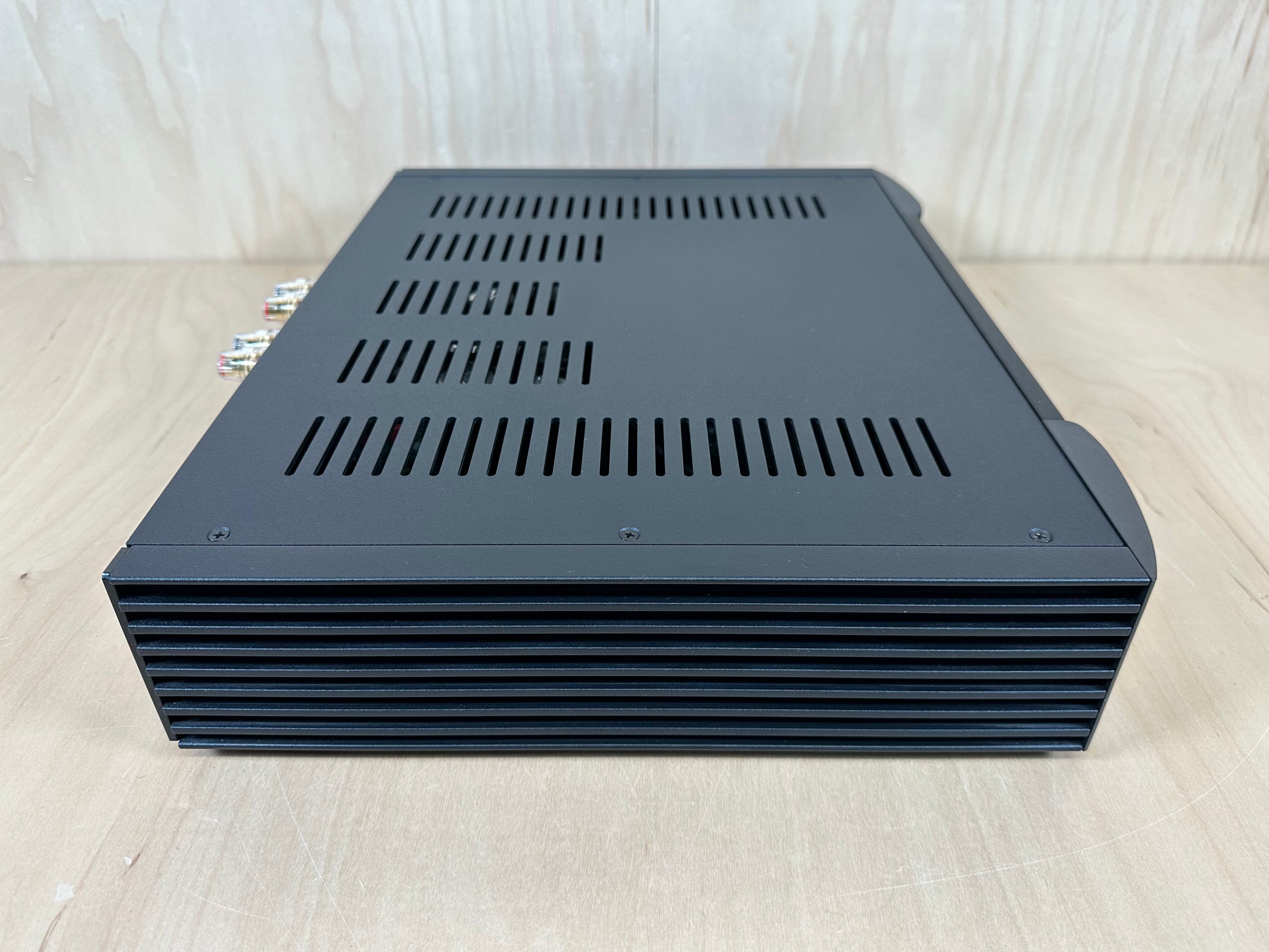 Simaudio Moon 330A Power Amplifier w/Original Box