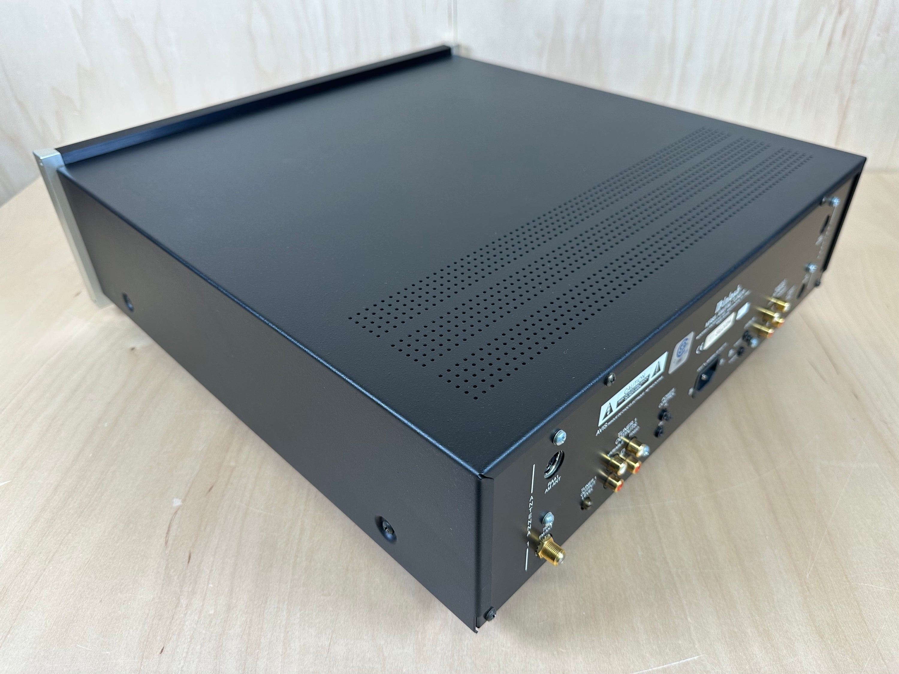 Mcintosh MR85 AM/FM Tuner w/New Factory Box