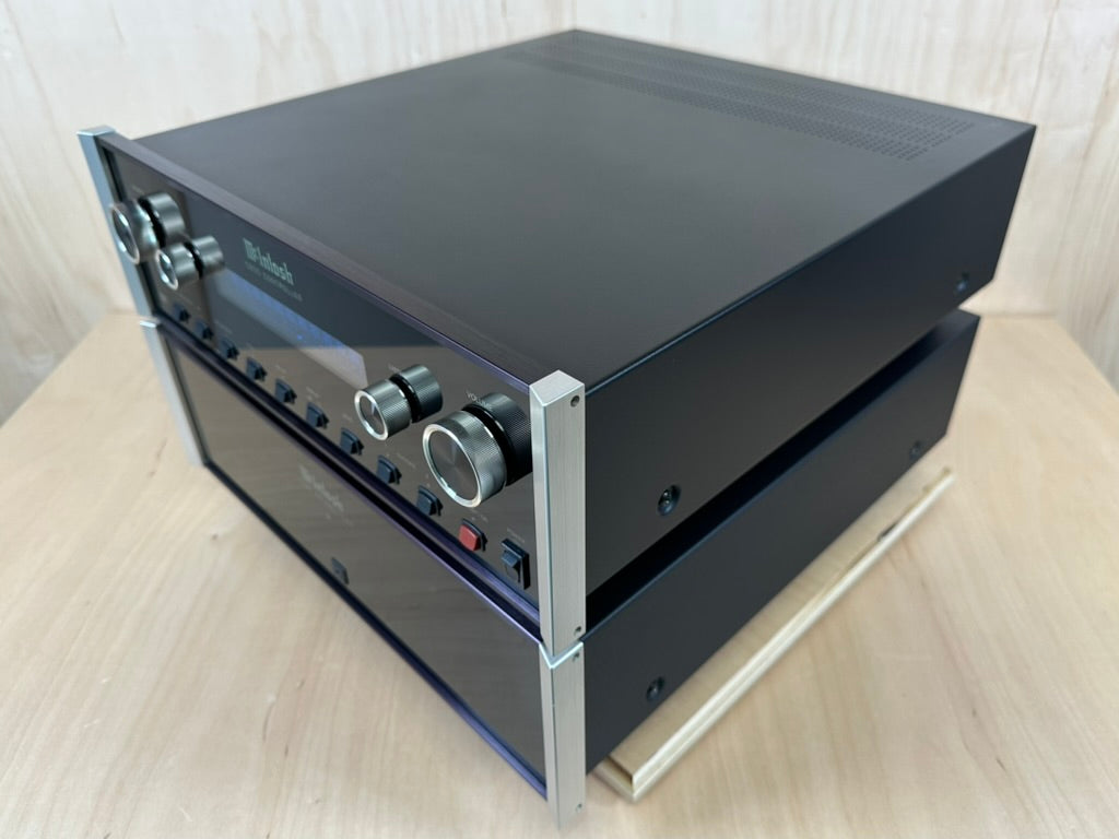 McIntosh C200 Preamplifier and Controller