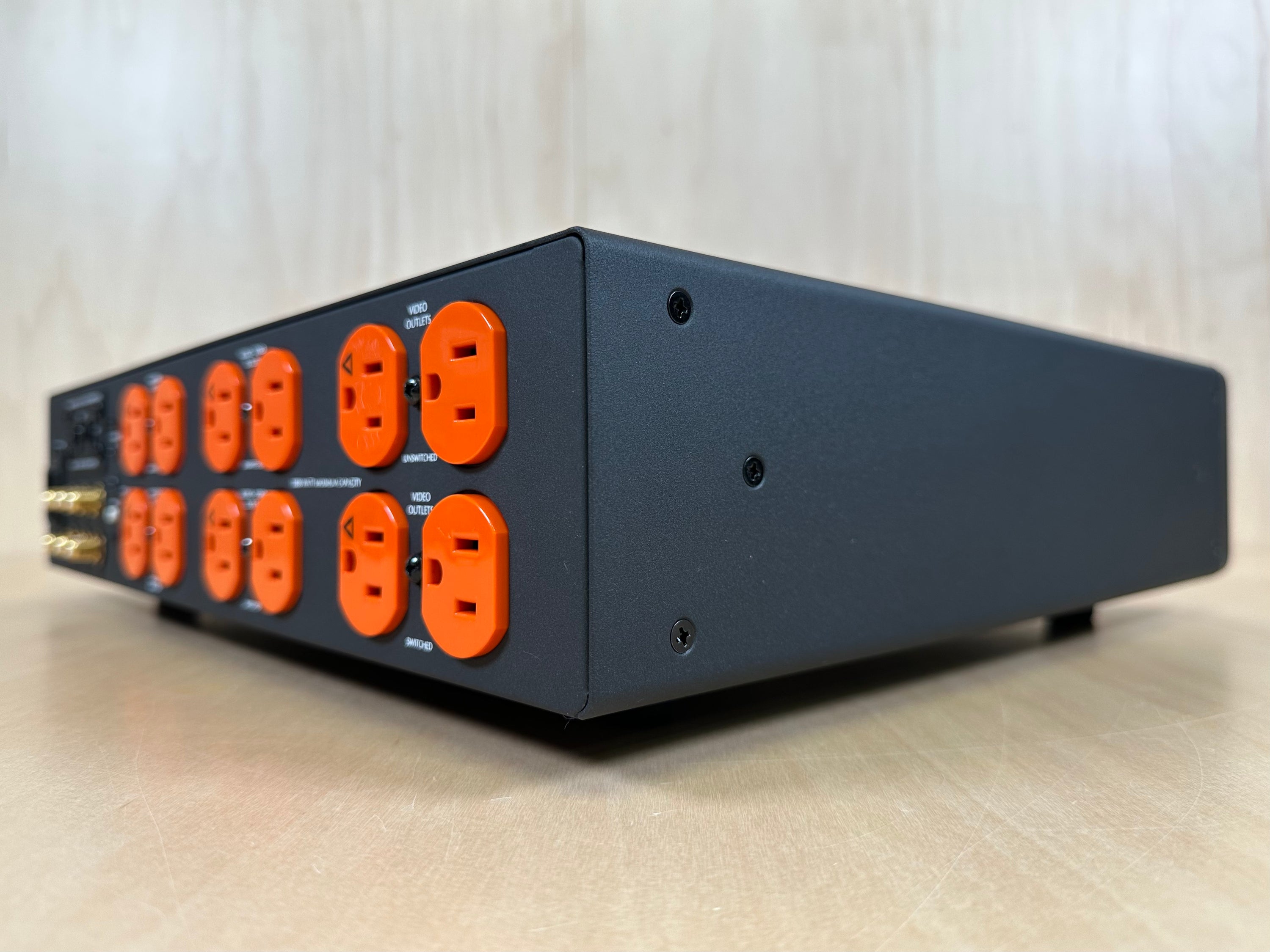 Furman Elite-15PFI Linear Power Conditioner