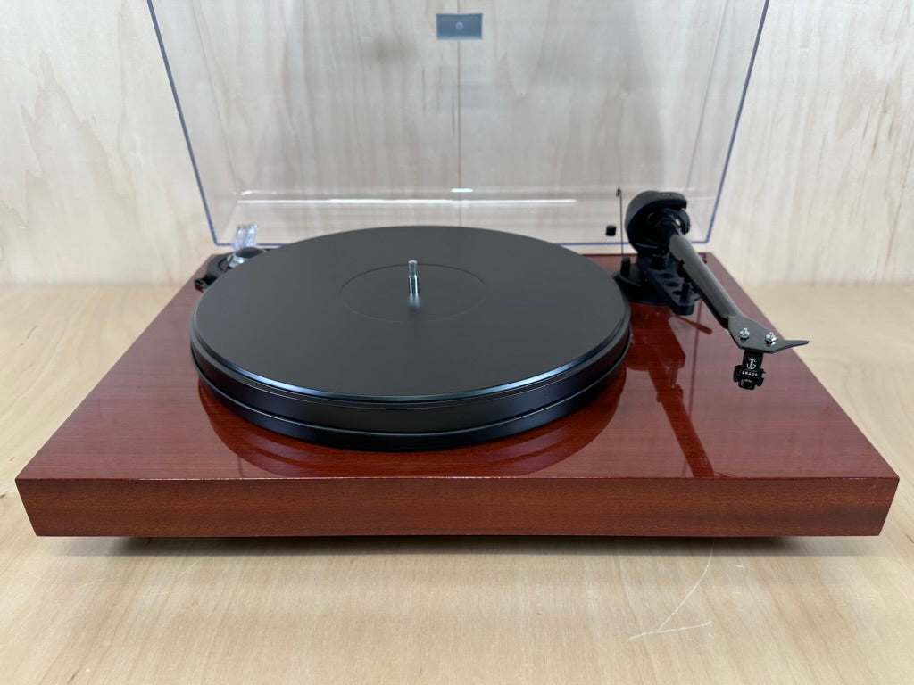 Pro-Ject 2 Xperience Classic Mahogany Turntable