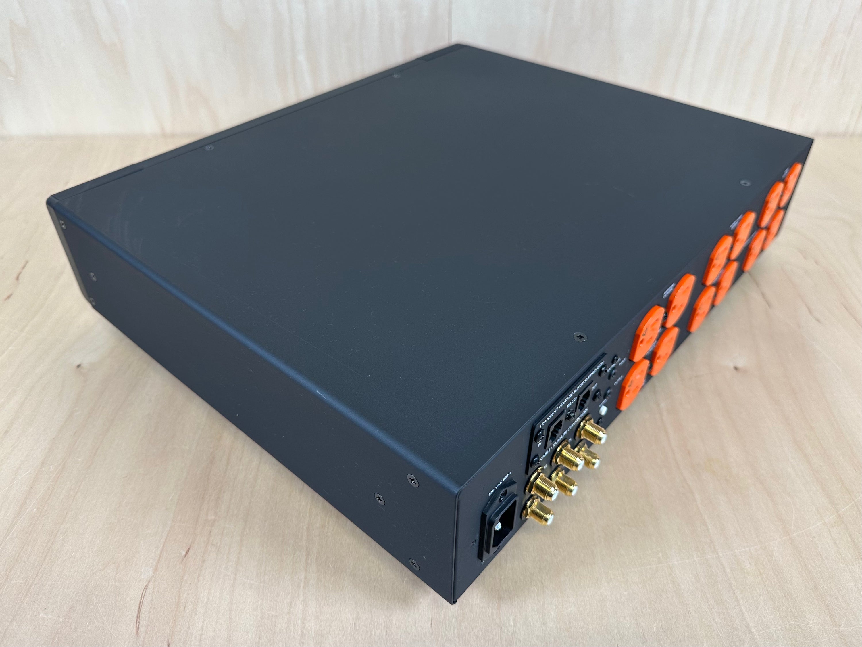 Furman Elite-15 PF i Linear Filtering AC Power Conditioner Orig Box