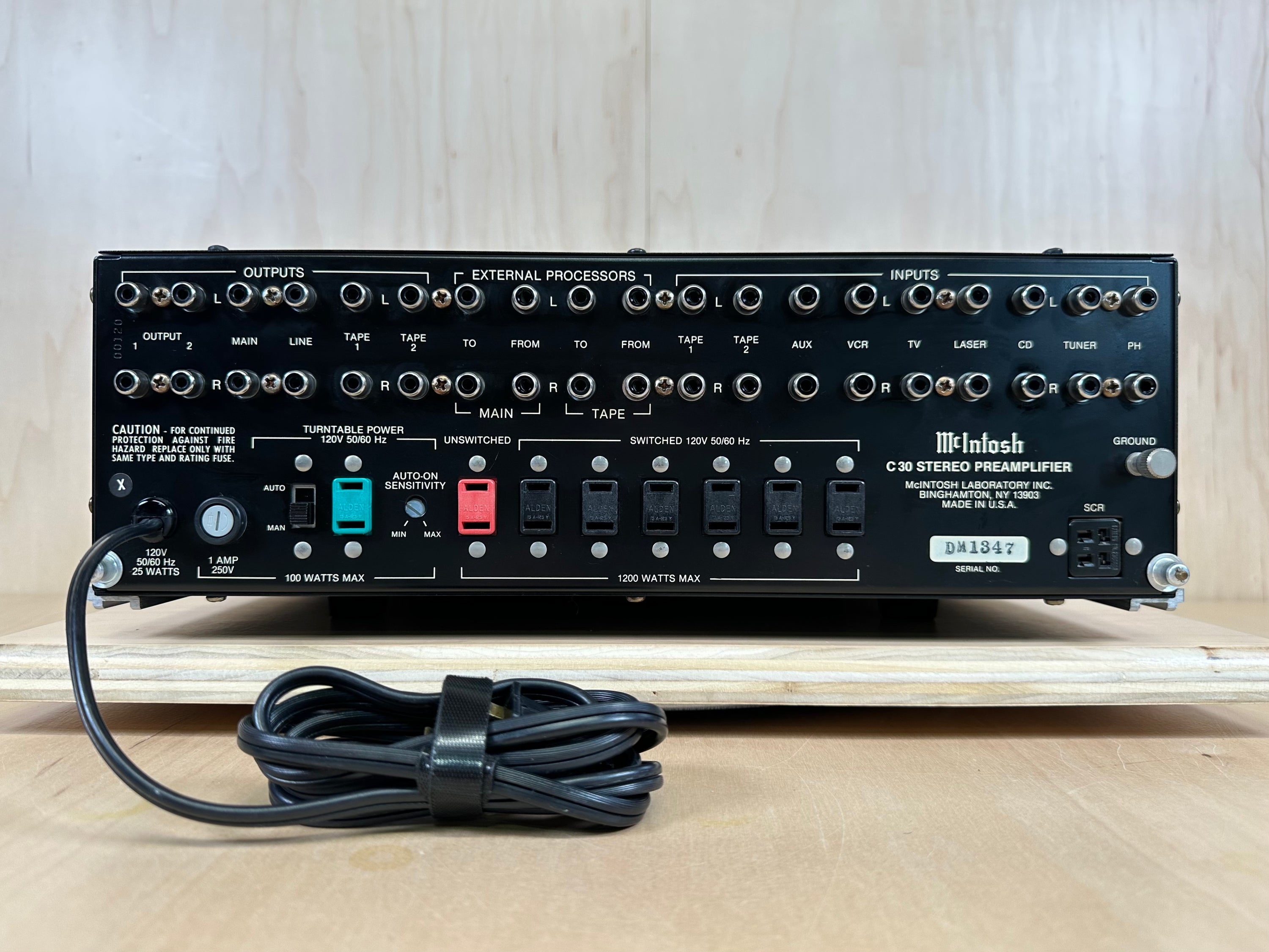 McIntosh C30 Stereo Preamplifier w/New Factory Box