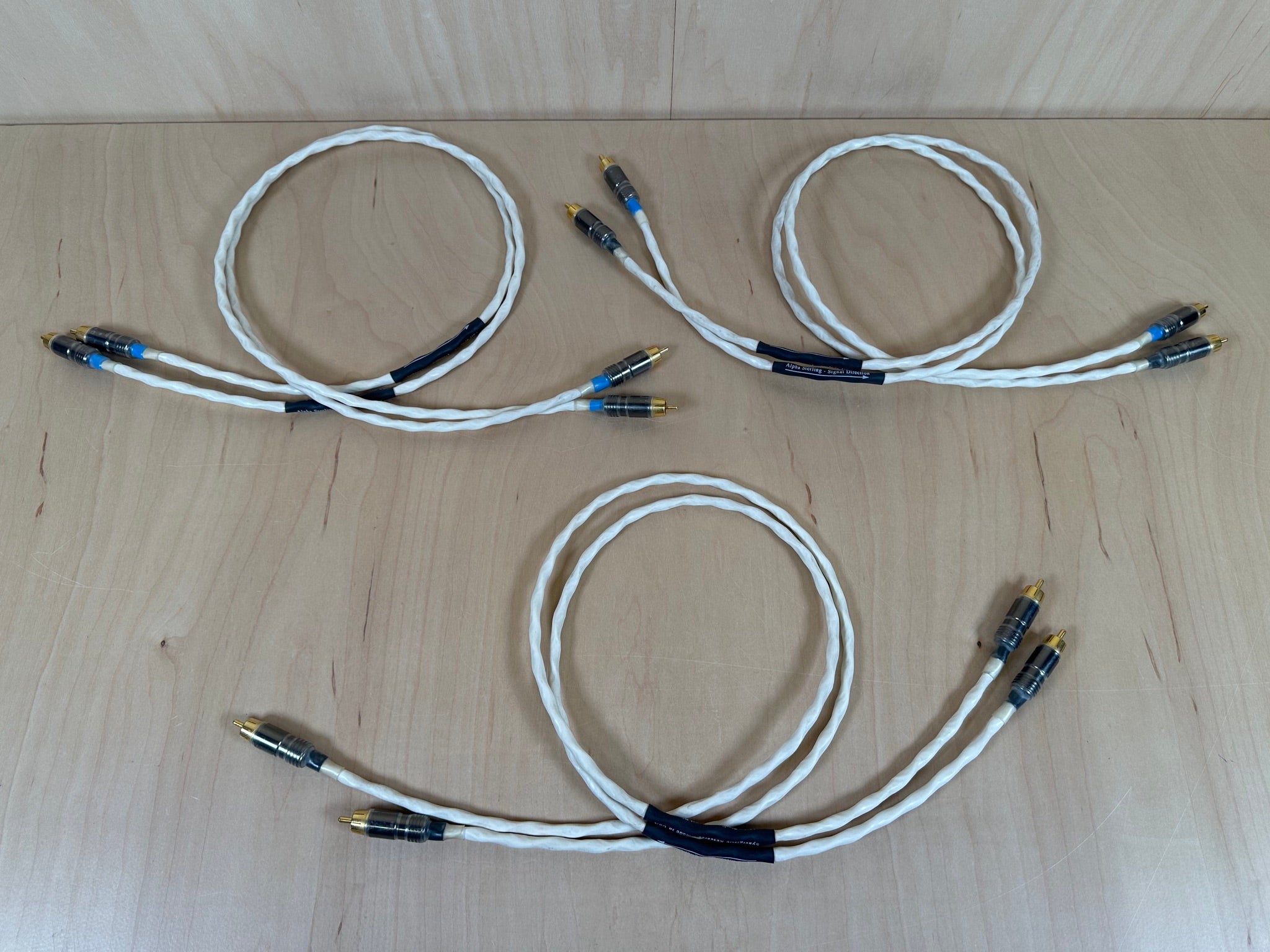Synergistic Research Alpha Sterling RCA Interconnects 1 Meter