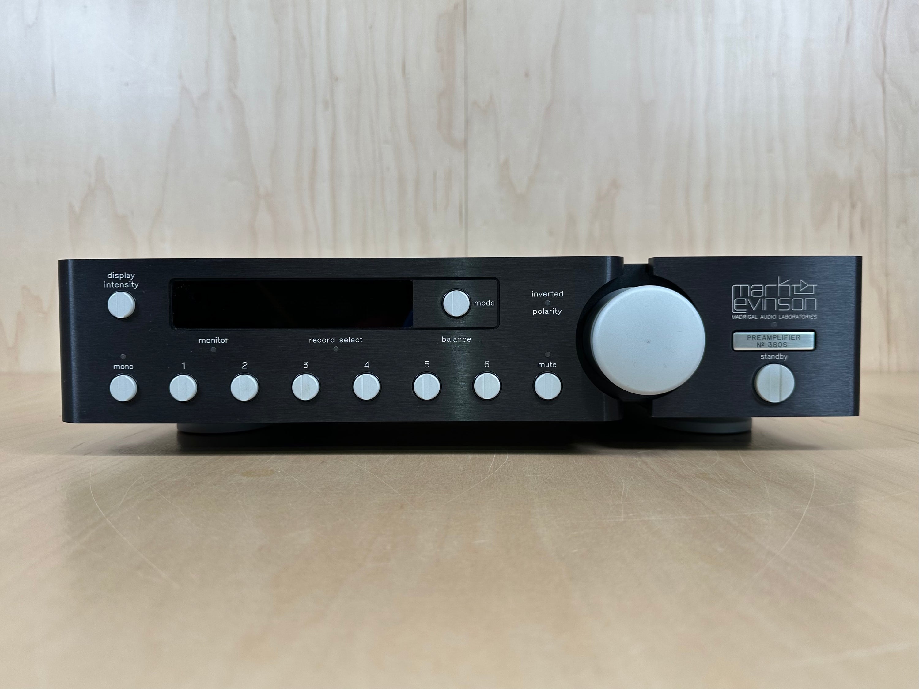 Mark Levinson 380S Preamplifier w/Remote