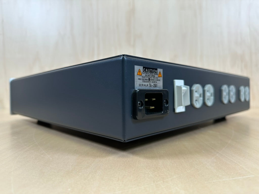 Shunyata Research Hydra Talos Power Conditioner