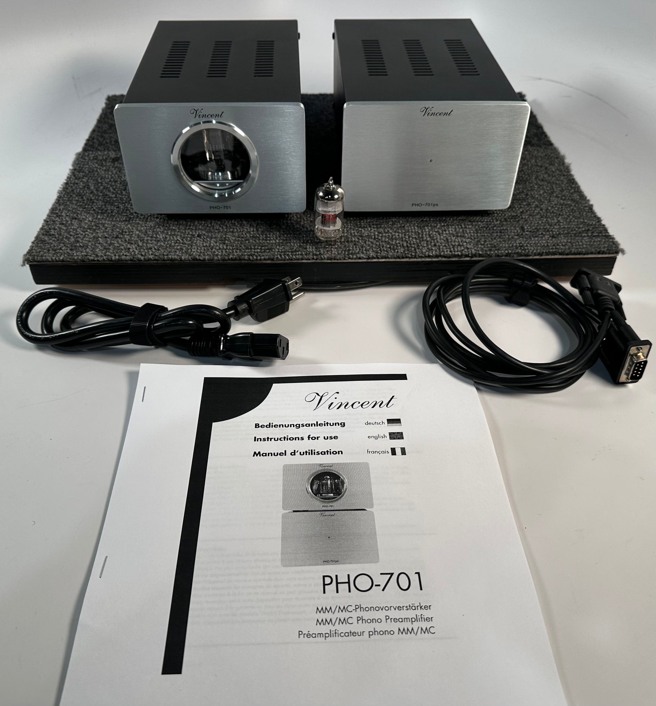 Vincent PHO-701 & PHO-701PS Phono Preamp