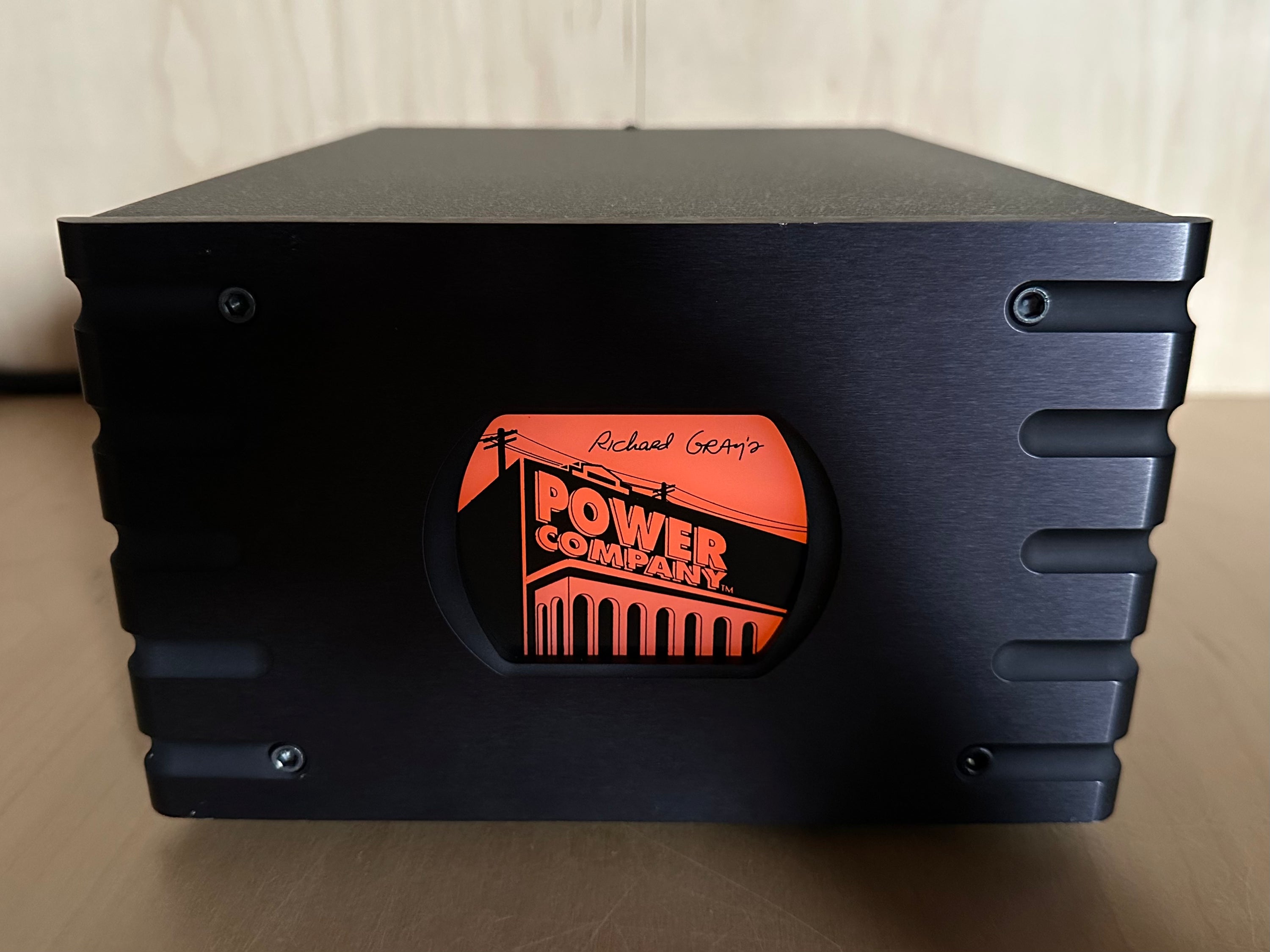 Richard Gray’s Power Company Power Conditioner model: RGPC 600S BLK