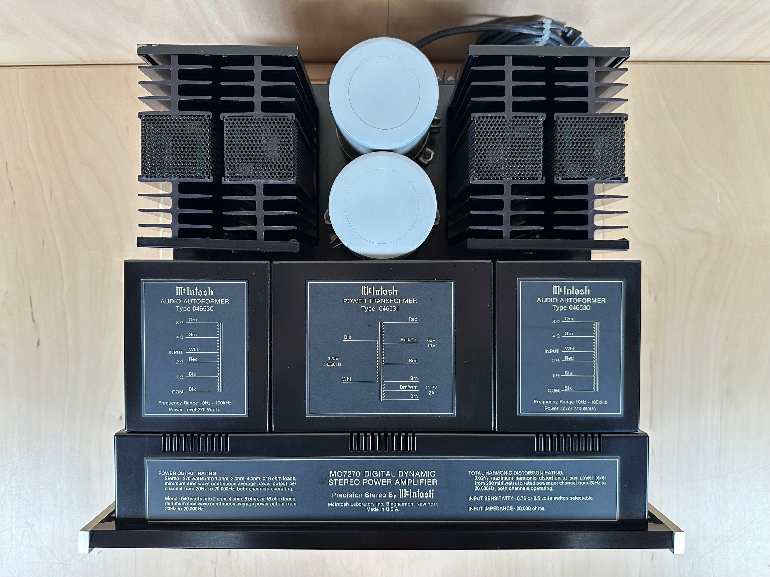 McIntosh MC7270 Digital Dynamic Stereo Power Amplifier