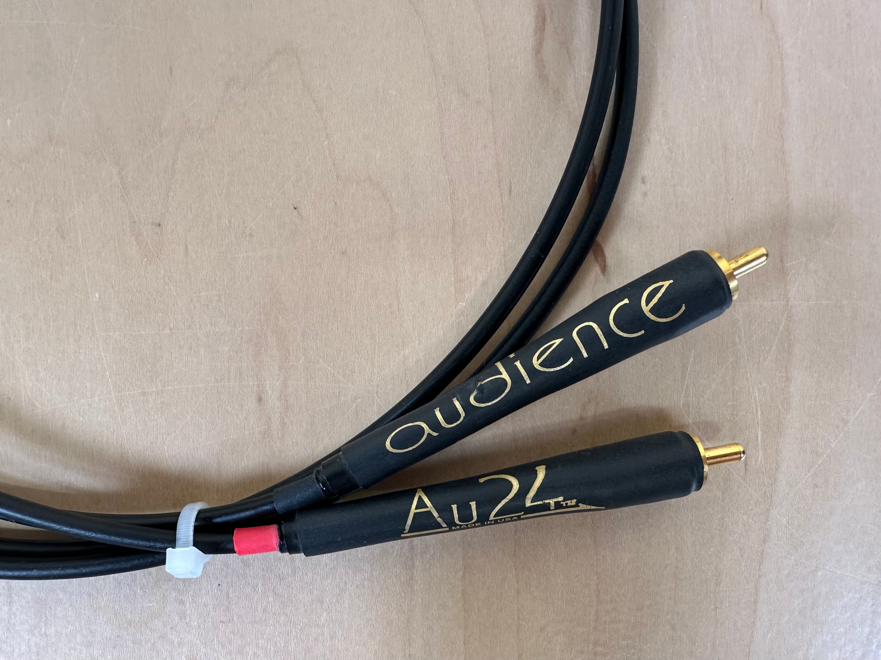 Audience AU24 RCA Interconnects 1 Meter Pair
