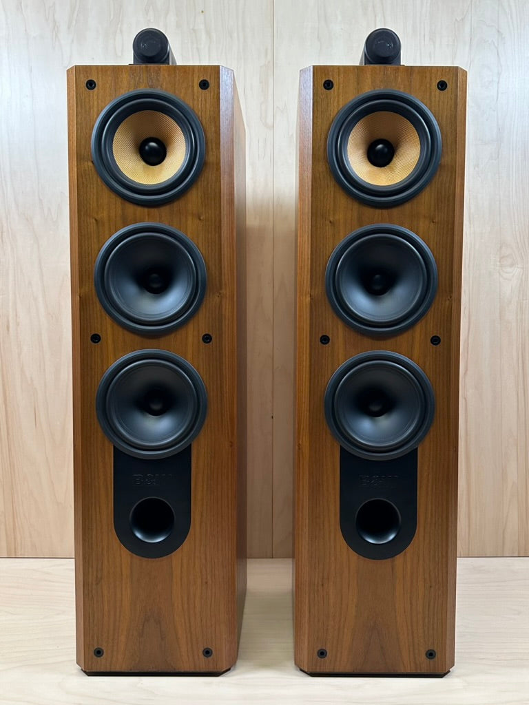 B&W Bowers & Wilkins Matrix 803 Series 2 Speakers in Walnut