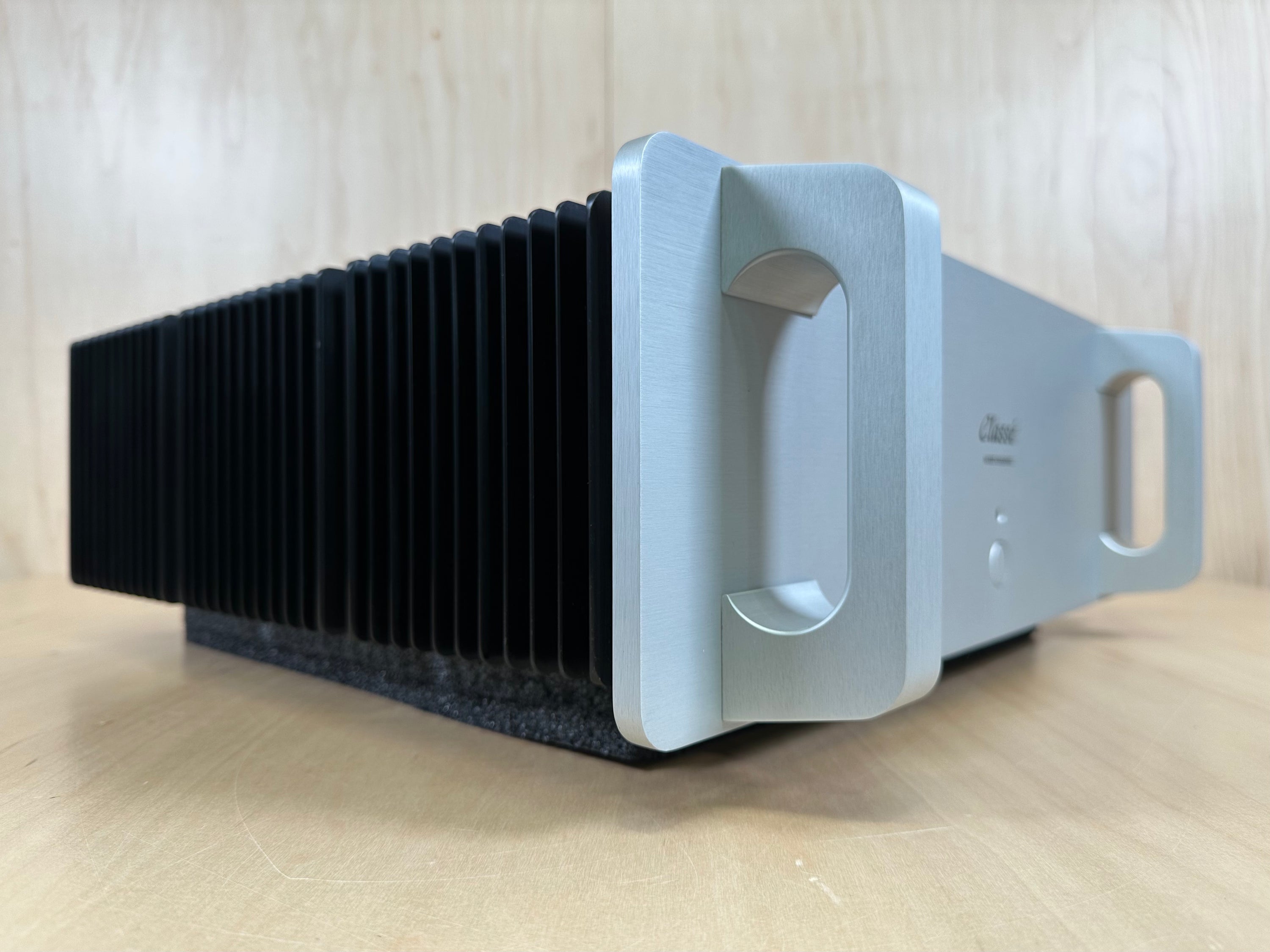 Classé Audio CAV 150 Six Channel Amplifier Fully Recapped/Serviced
