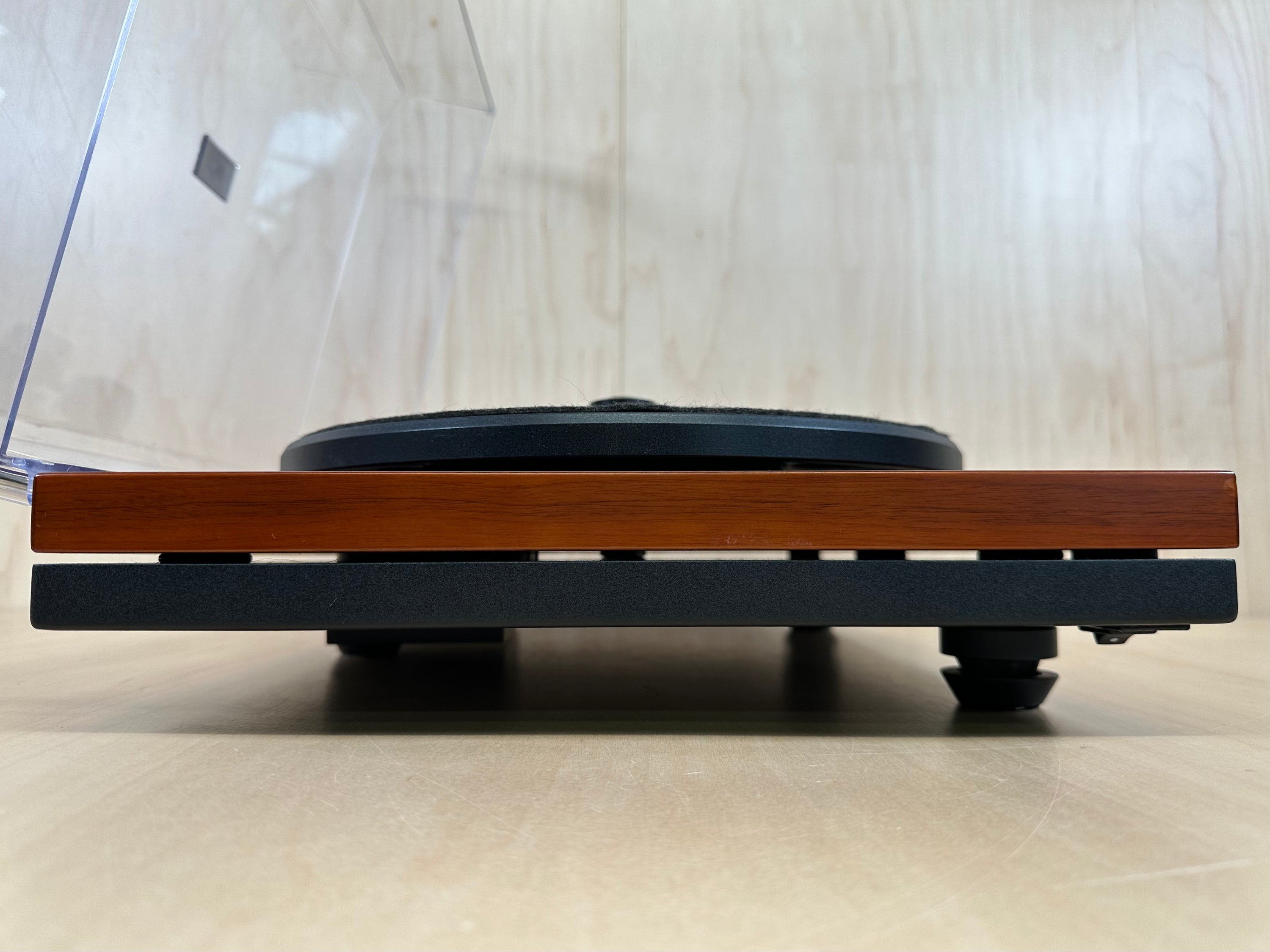 Music Hall mmf-5.1 SE Turntable w/Goldring 1022GX Cartridge