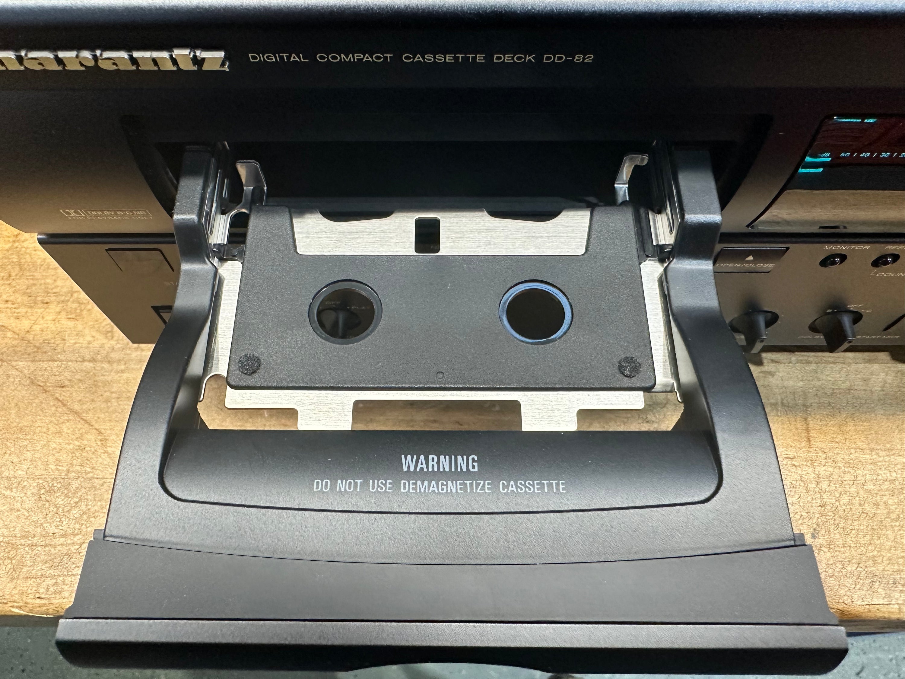 Marantz DD-82 Digital Compact Cassette Deck w/Remote