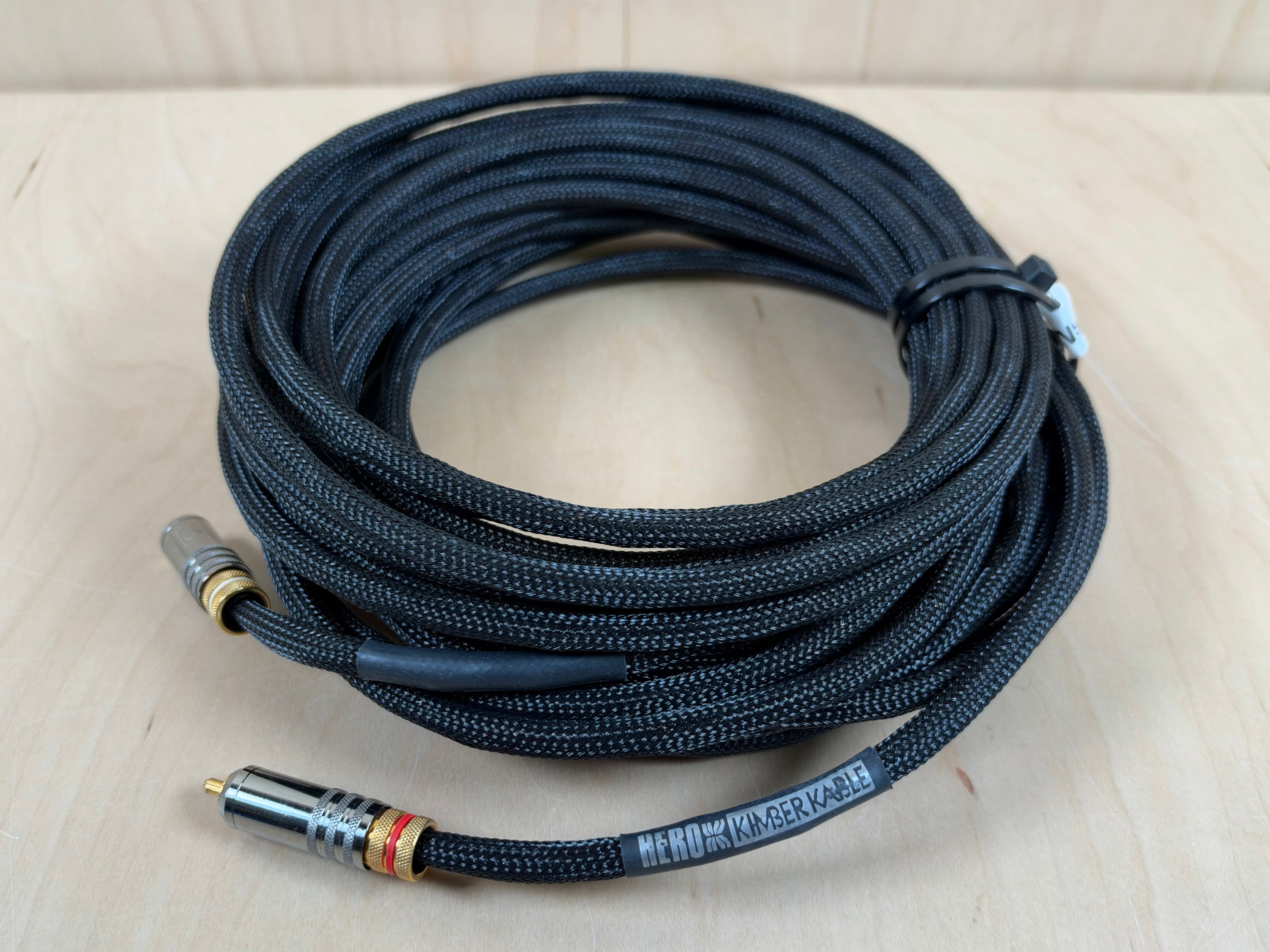 Kimber Kable Hero RCA Interconnects 6 Meter Pair w/WBT-0108 Fittings