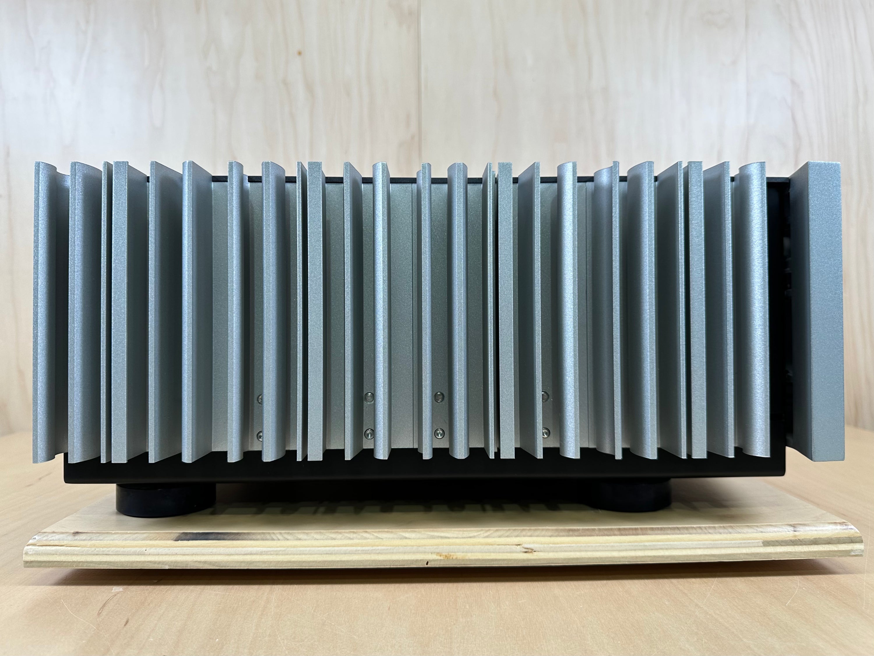 PATHOS INPOL 2 Hybrid Tube Integrated Stereo Amplifier