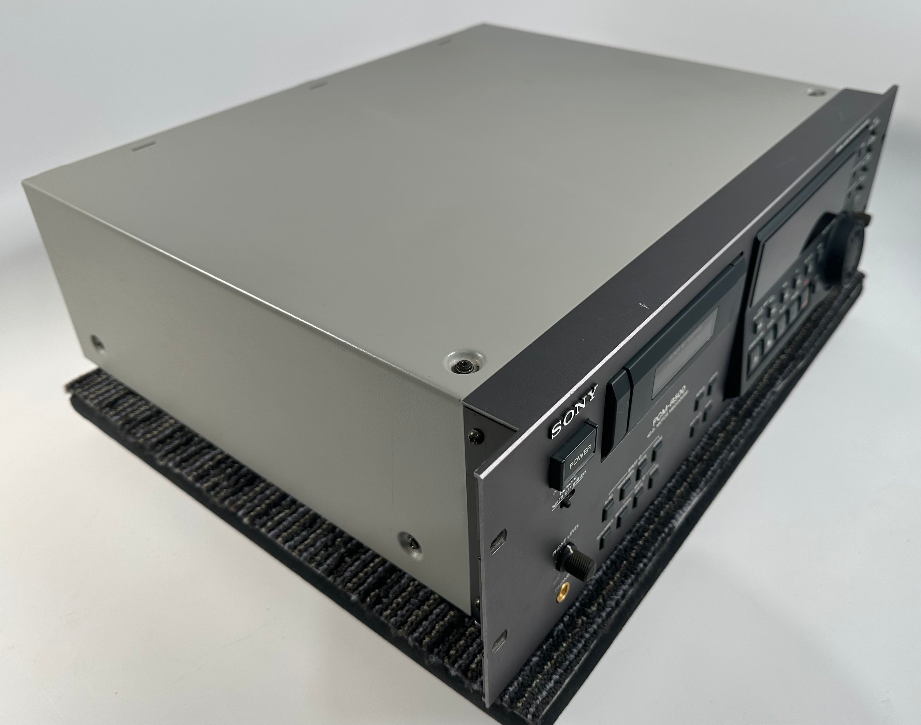 Sony PCM-R500 DAT Digital Audio Recorder For Parts – Record Mart HiFi Sony PCM-R500 DAT Digital Audio Recorder For Parts – Record Mart HiFi