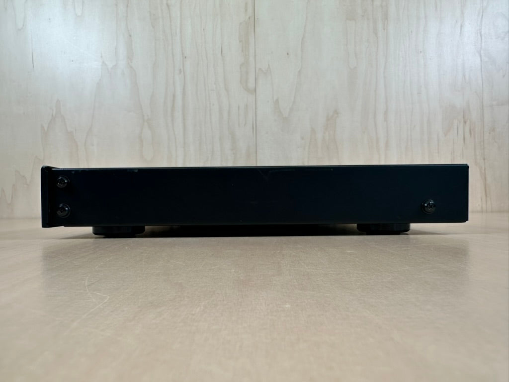 Outlaw Model 200 M-Block Mono Amplifier