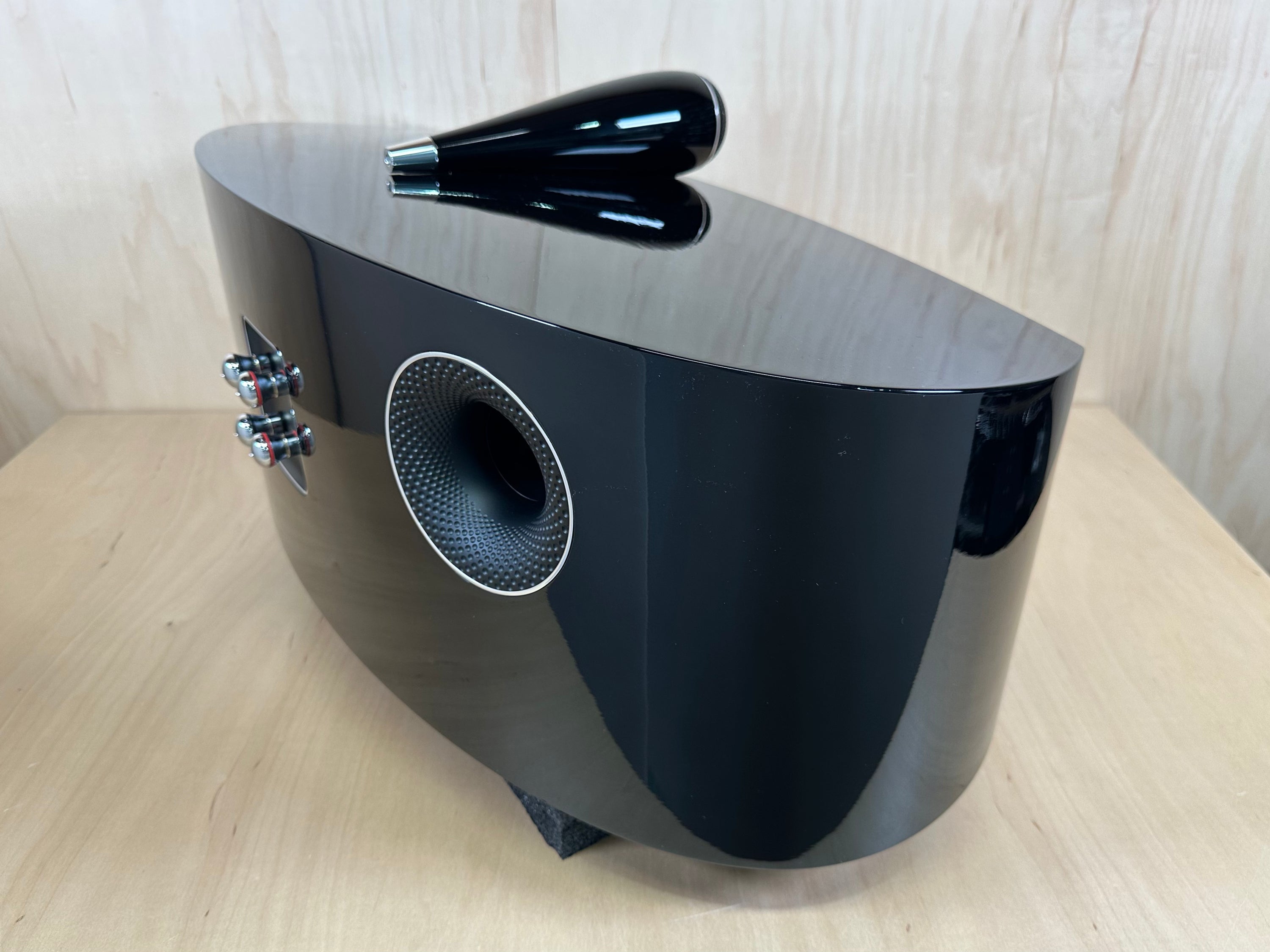 B&W HTM2D3 Diamond Center Channel Speaker Gloss Black