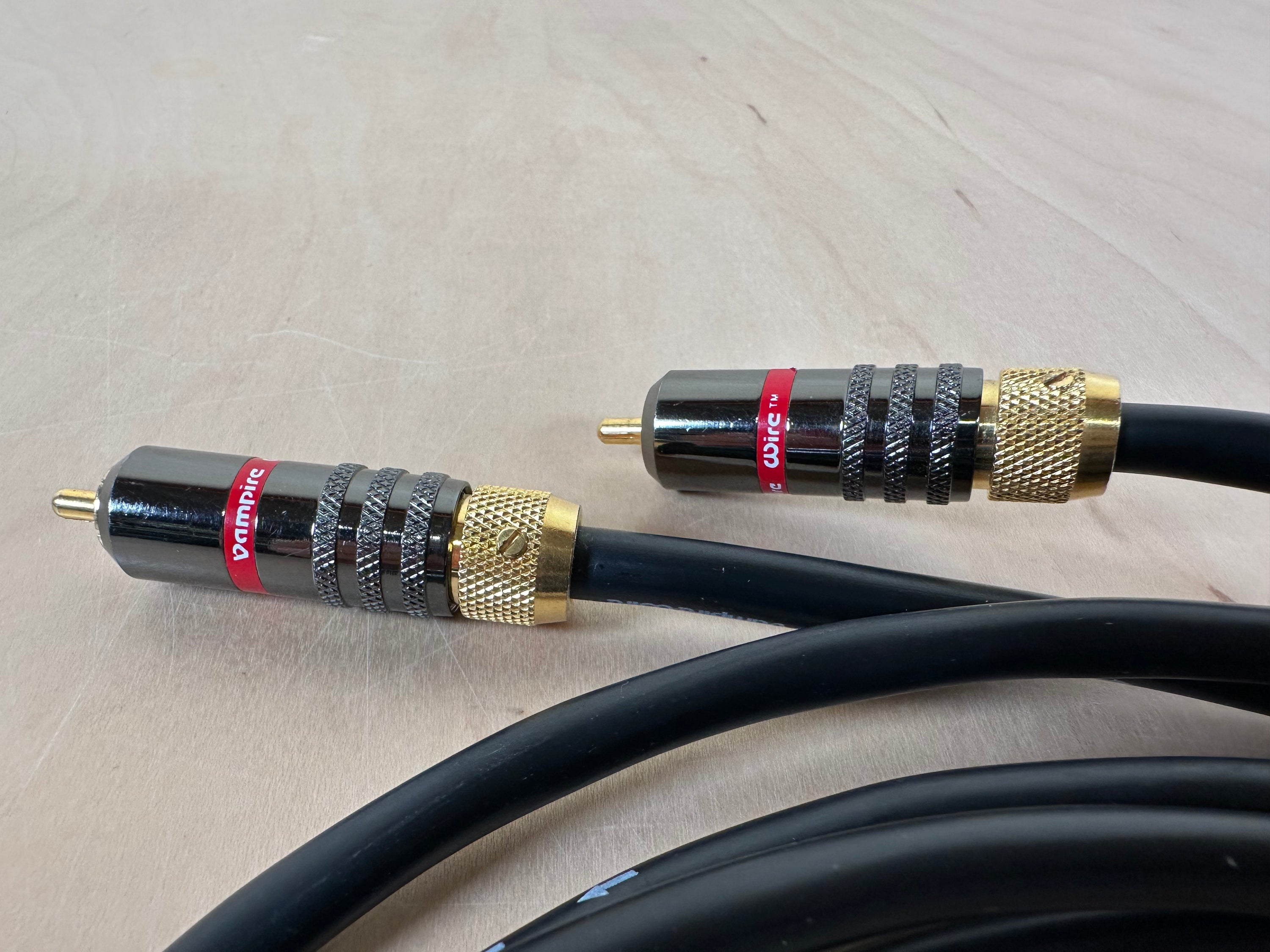 Vampire Wire CC Series II OFC 1.5 Meter Twinaxial RCA Interconnects