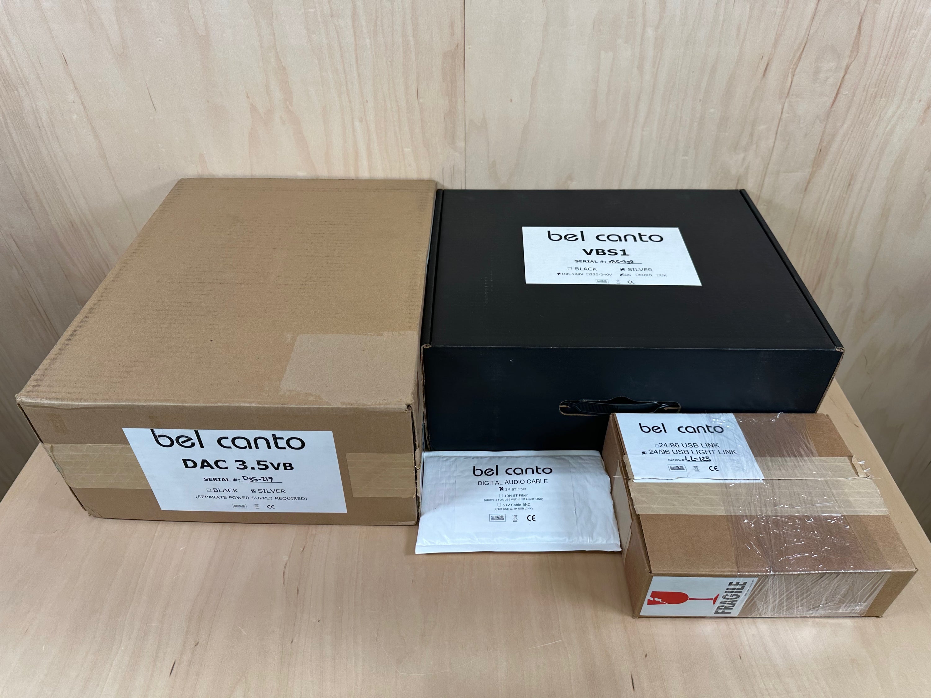 Bel Canto DAC 3.5VB, Remote, VBS1, USB Light Link, ST Fiber Cable w/Original Boxes