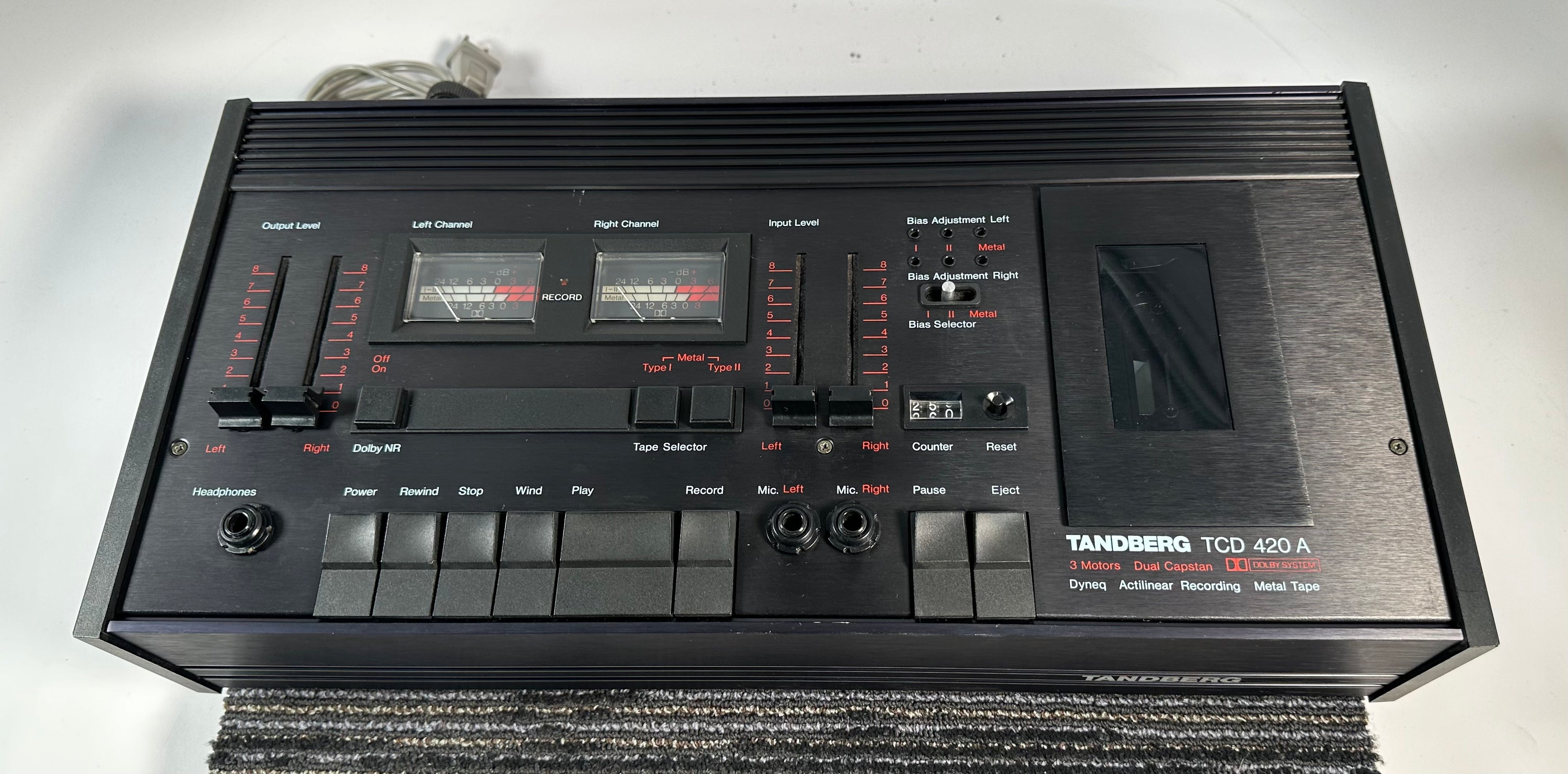 Tandberg TCD 420A 3 Motor Dual Capstan Cassette Deck